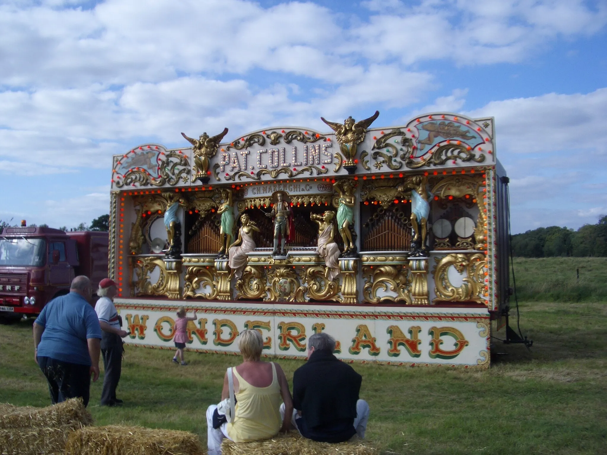 Photo showing: Marenghi and Co Fairground Organ at Stapleford Park