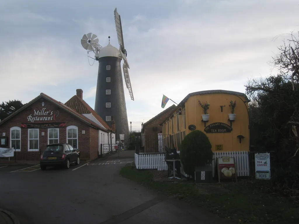 Photo showing: Waltham windmill