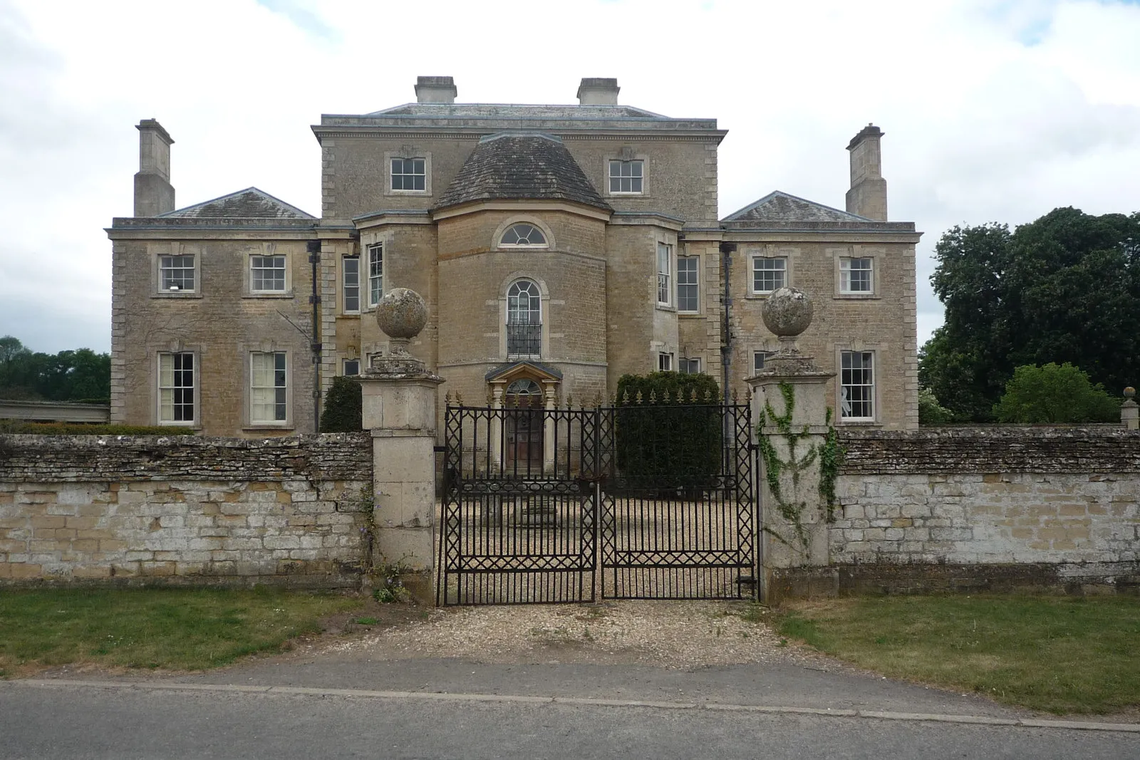 Photo showing: Ufford Hall