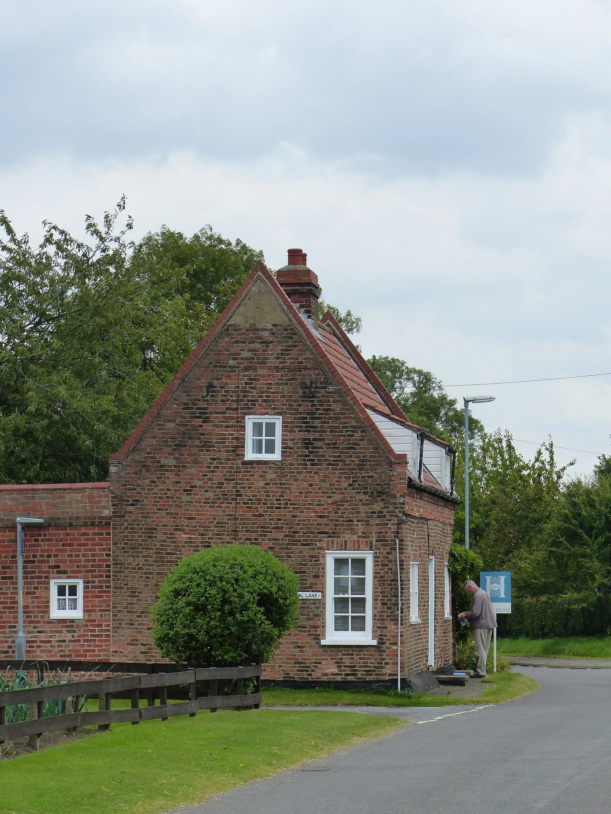 Photo showing: 9, Ingham Road: Grade II listed house in Stow, Lincolnshire. Wikidata has entry 9, Ingham Road (Q26439863) with data related to this item.