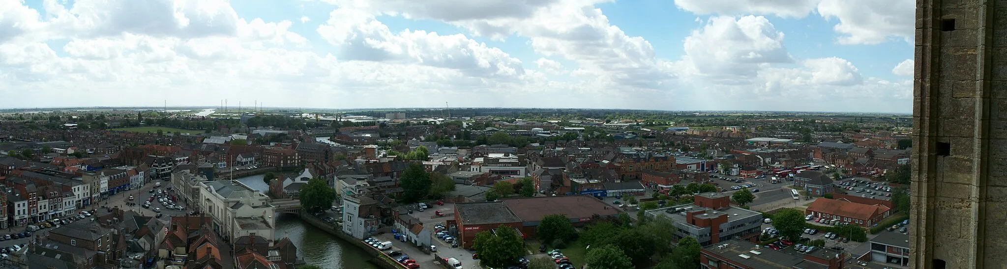 Photo showing: Panorama of Boston, England taken from the First balcony of the Tower at Boston Stump. Photo by Chris Horry, May 2011.