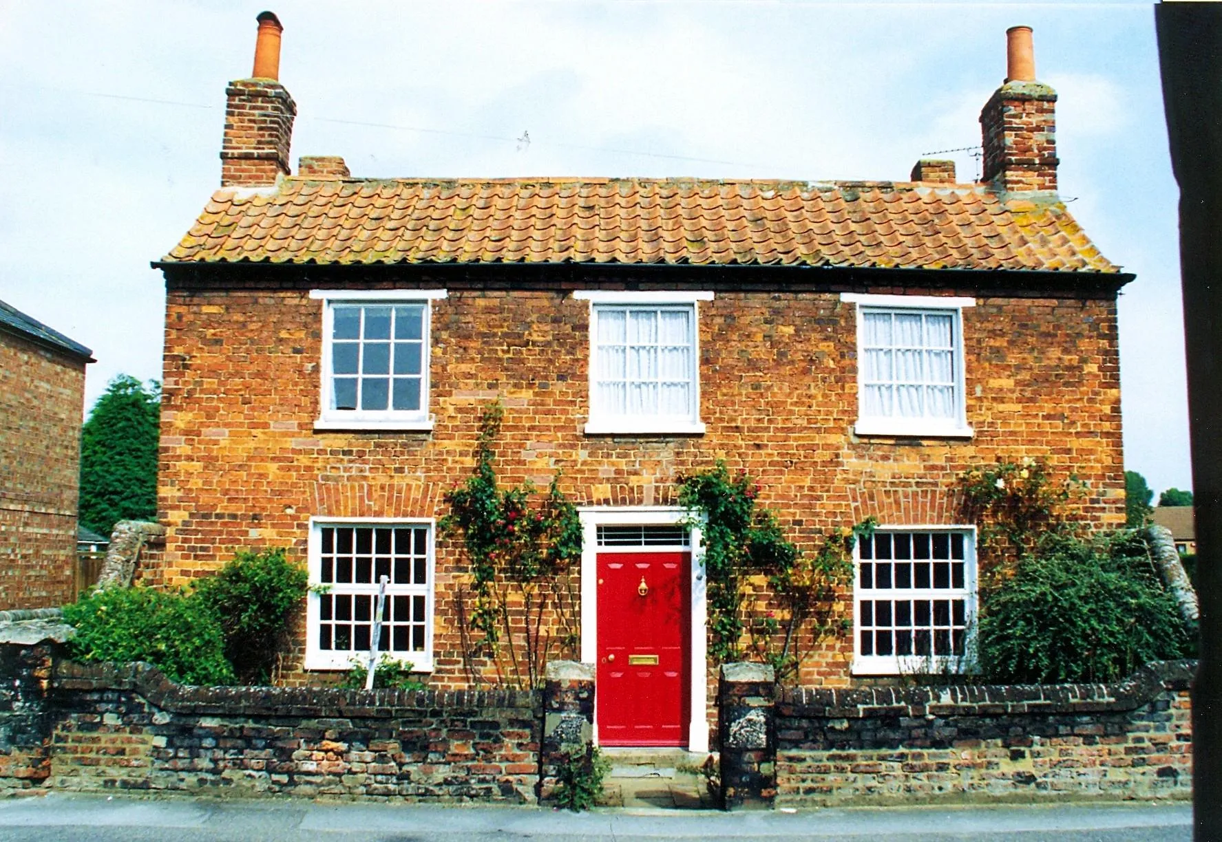 Photo showing: The old Railway Tavern at Bourne, Lincolnshire