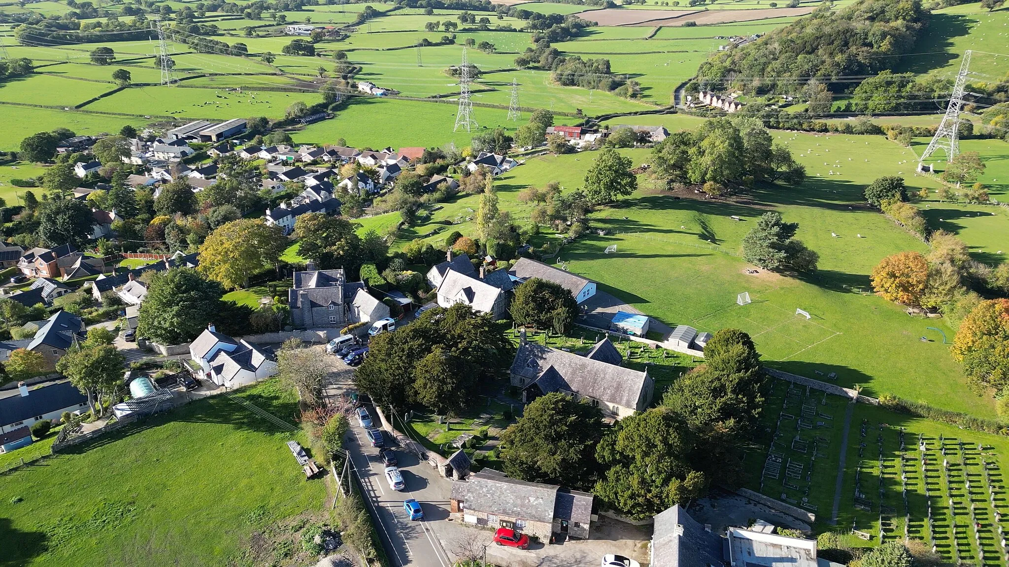 Photo showing: Tremeirchion, Sir Ddinbych (Denbighshire), Cymru ym Mryniau Clwyd