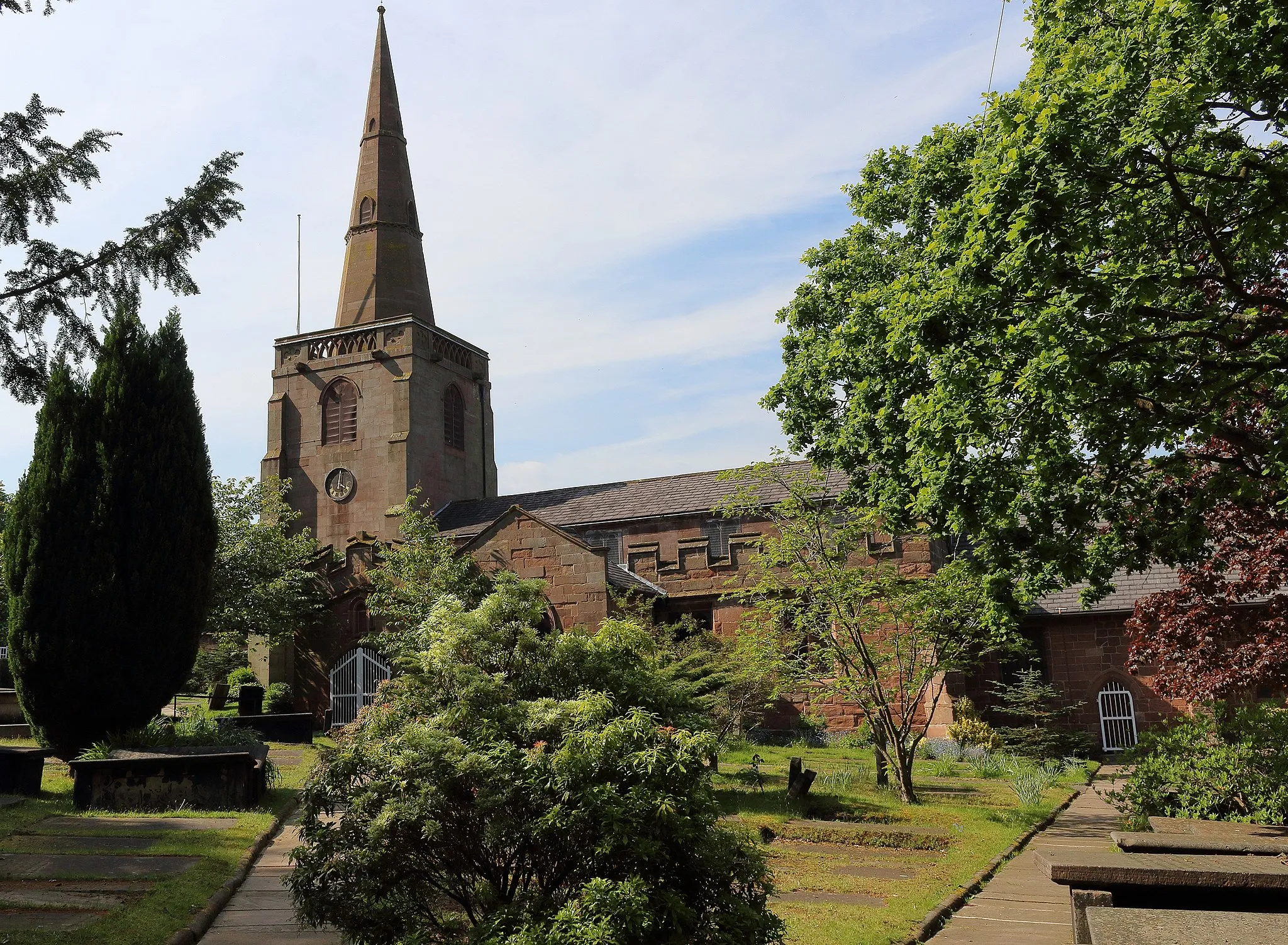 Photo showing: View from the southern lych gate