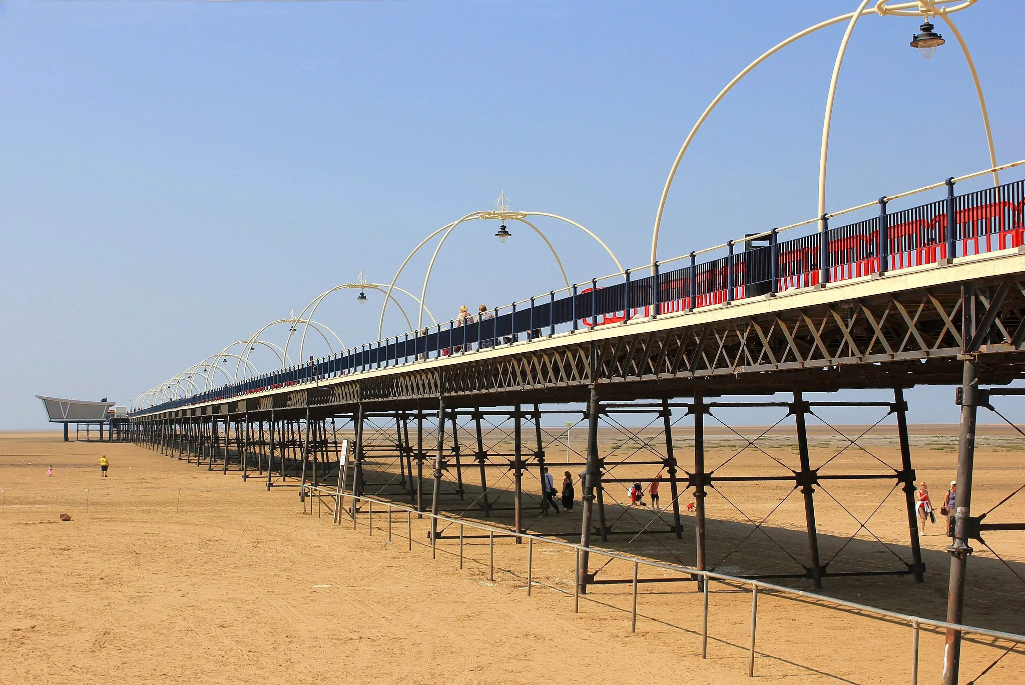 Photo showing: Southport Pier