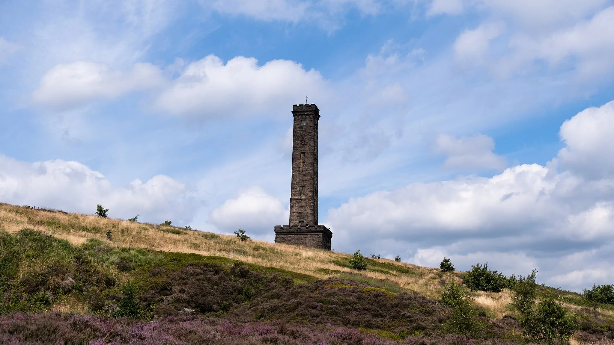 Photo showing: The Peel Monument in Ramsbottom in August 2022.
