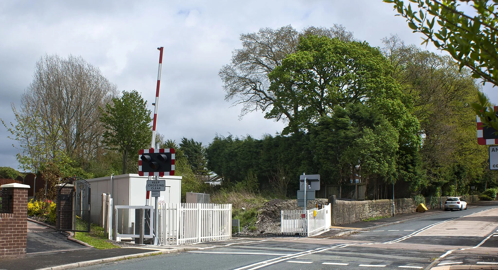 Photo showing: Hoghton level crossing