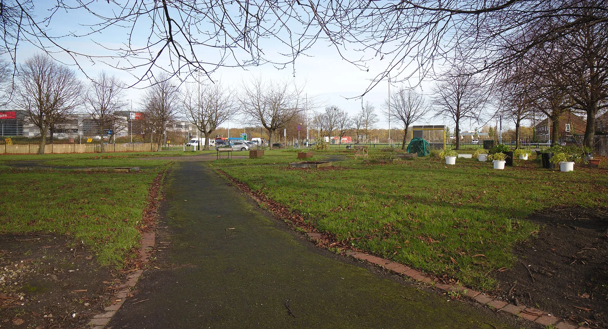 Photo showing: Community garden at the Croxteth bus terminus next to East Lancs Road.