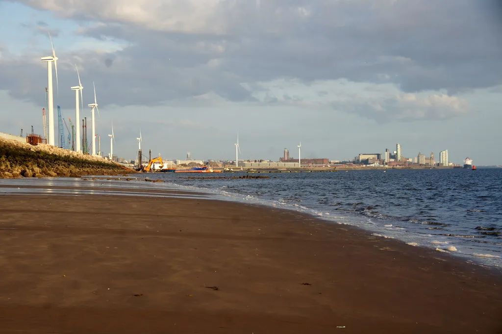 Photo showing: Beach below Seaforth Dock Pools