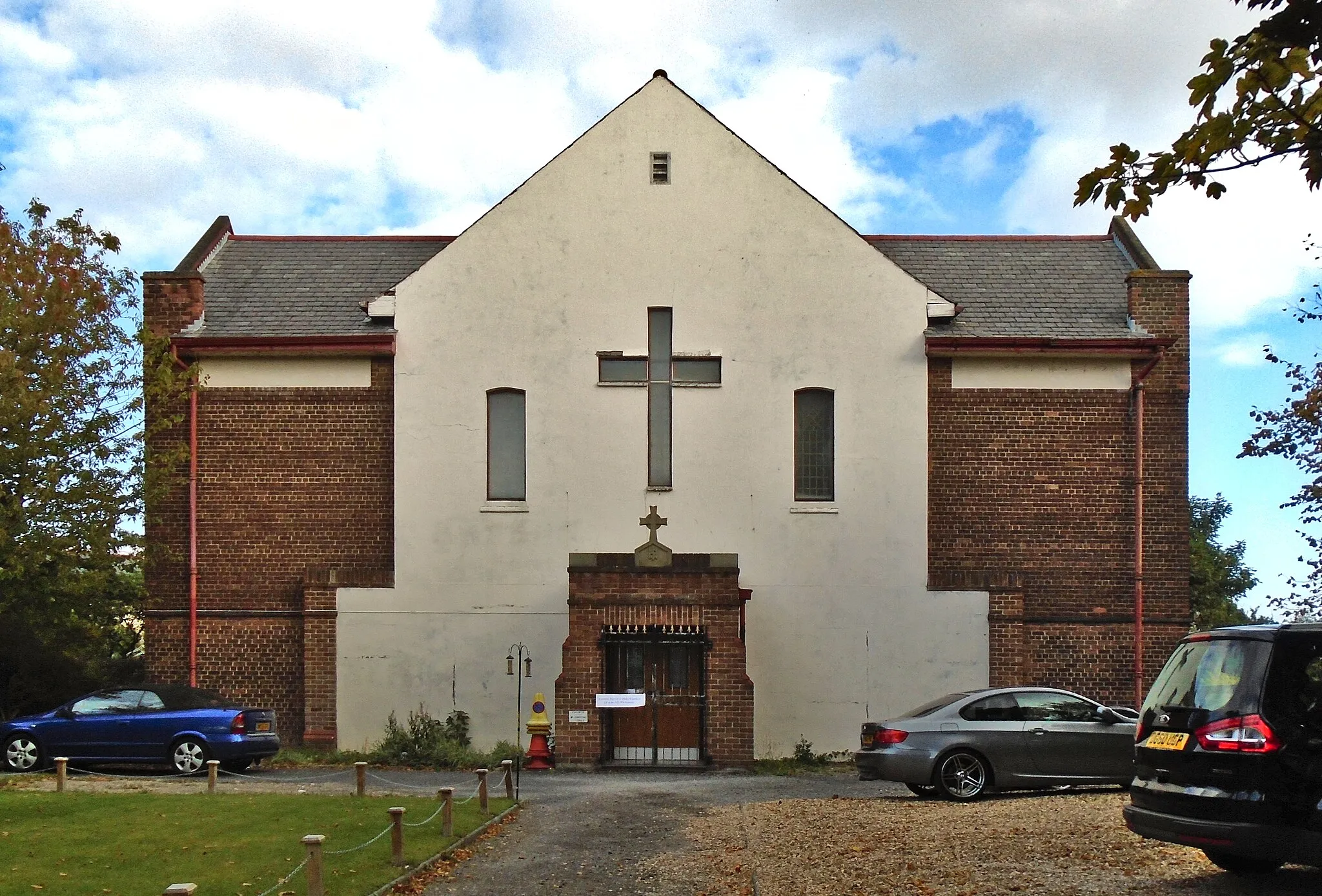 Photo showing: Frontage of St Thomas, Liscard
