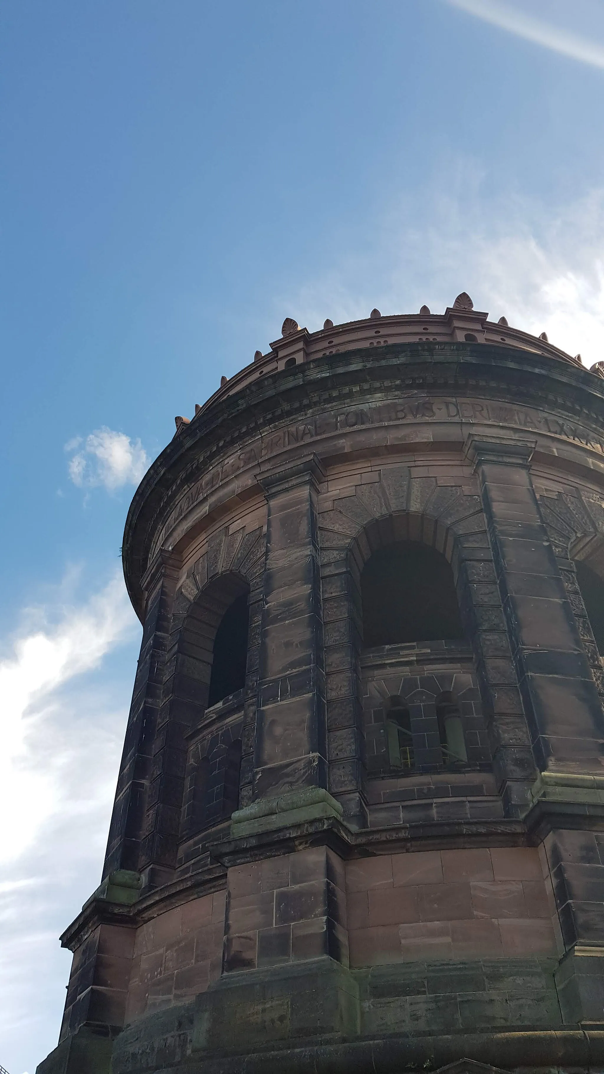 Photo showing: Looking up to Norton Water Tower in Runcorn, Cheshire, England