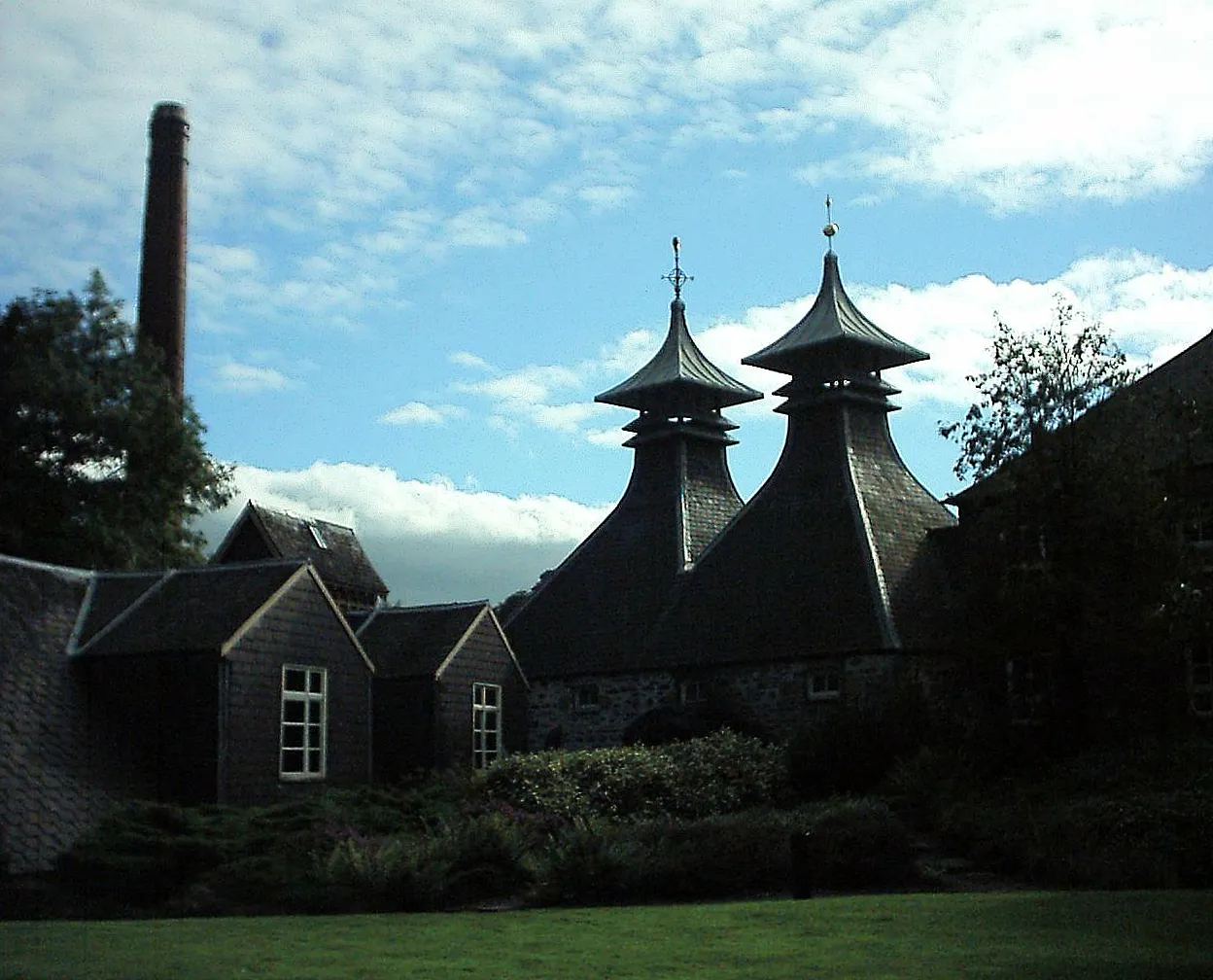 Photo showing: Strathisla distillery, Keith, Scotland

Author: Wojsyl