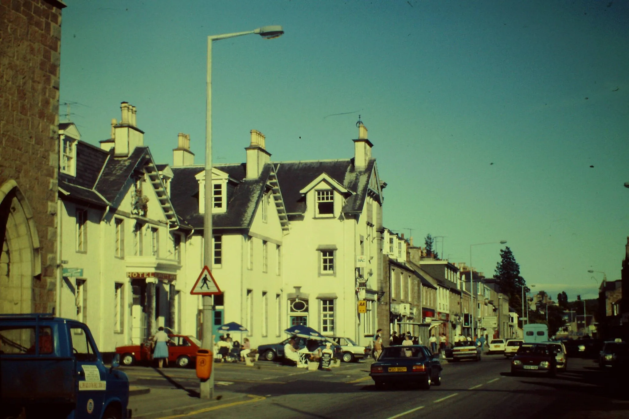 Photo showing: Banchory High Street