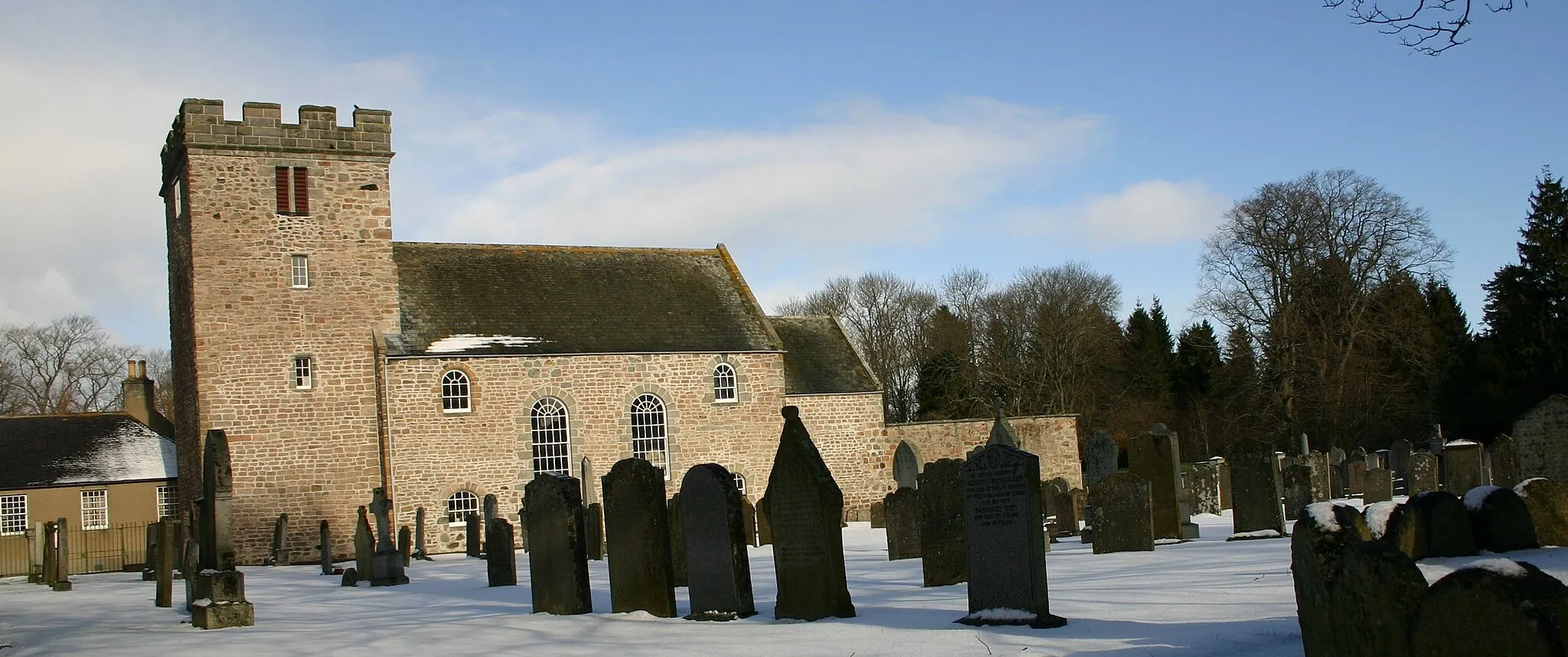 Photo showing: Monymusk Parish Church, Monymusk, Aberdeenshire, UK