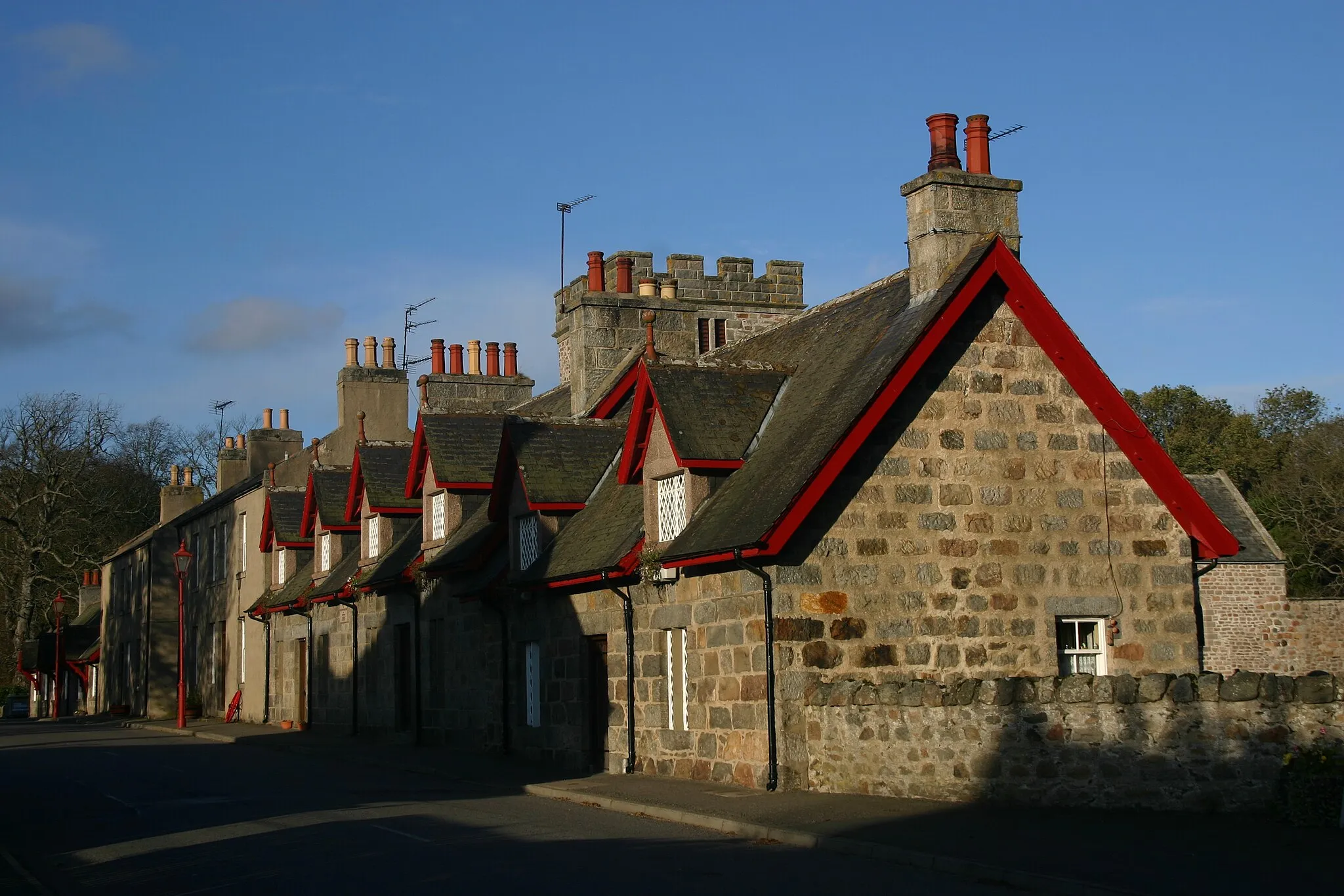 Photo showing: The Square, Monymusk, Aberdeenshire, UK