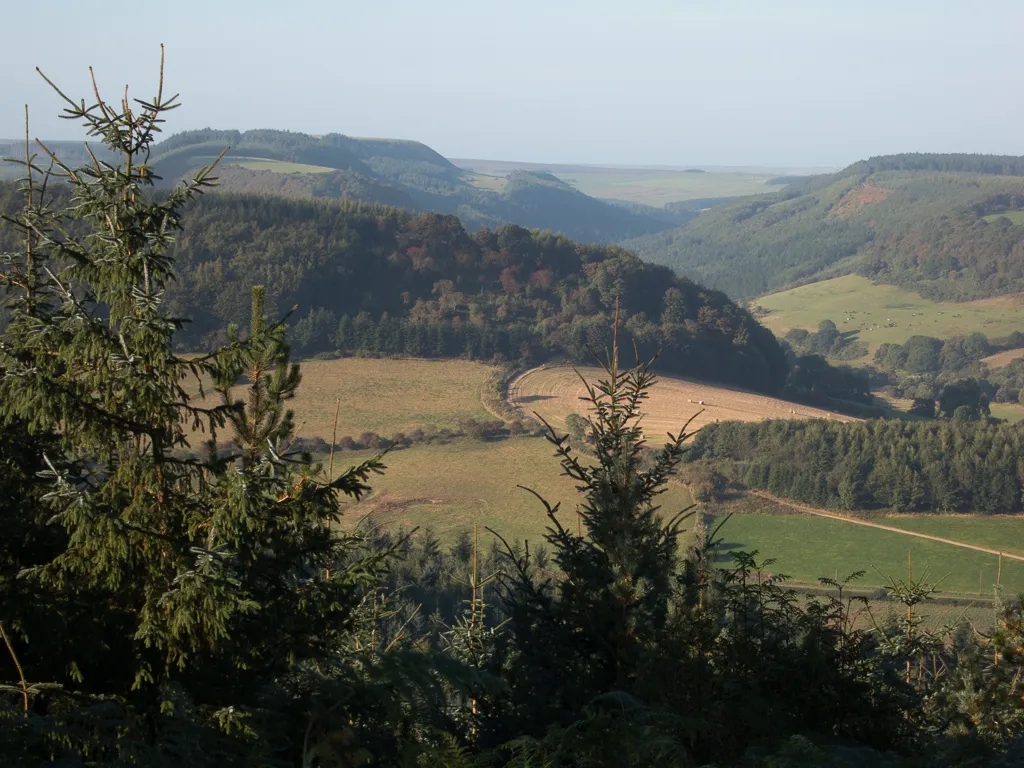 Photo showing: Highwood Brow Viewpoint