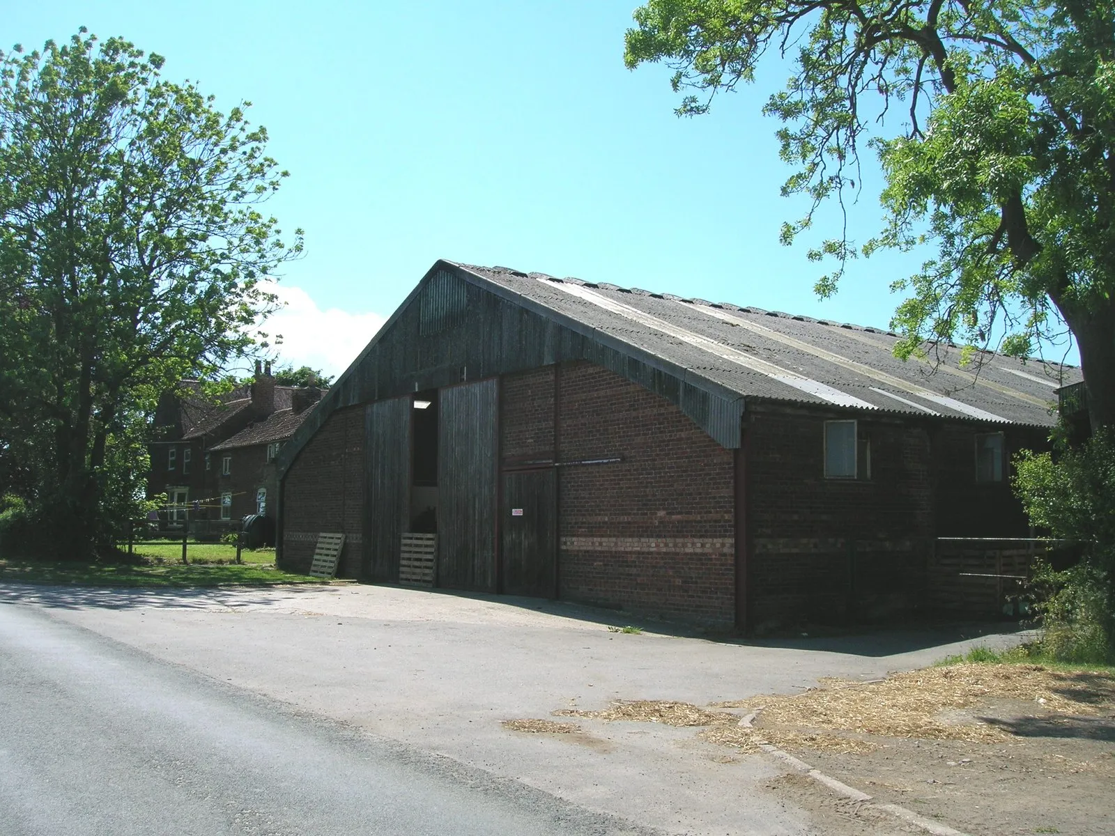 Photo showing: Habton Grange Farm