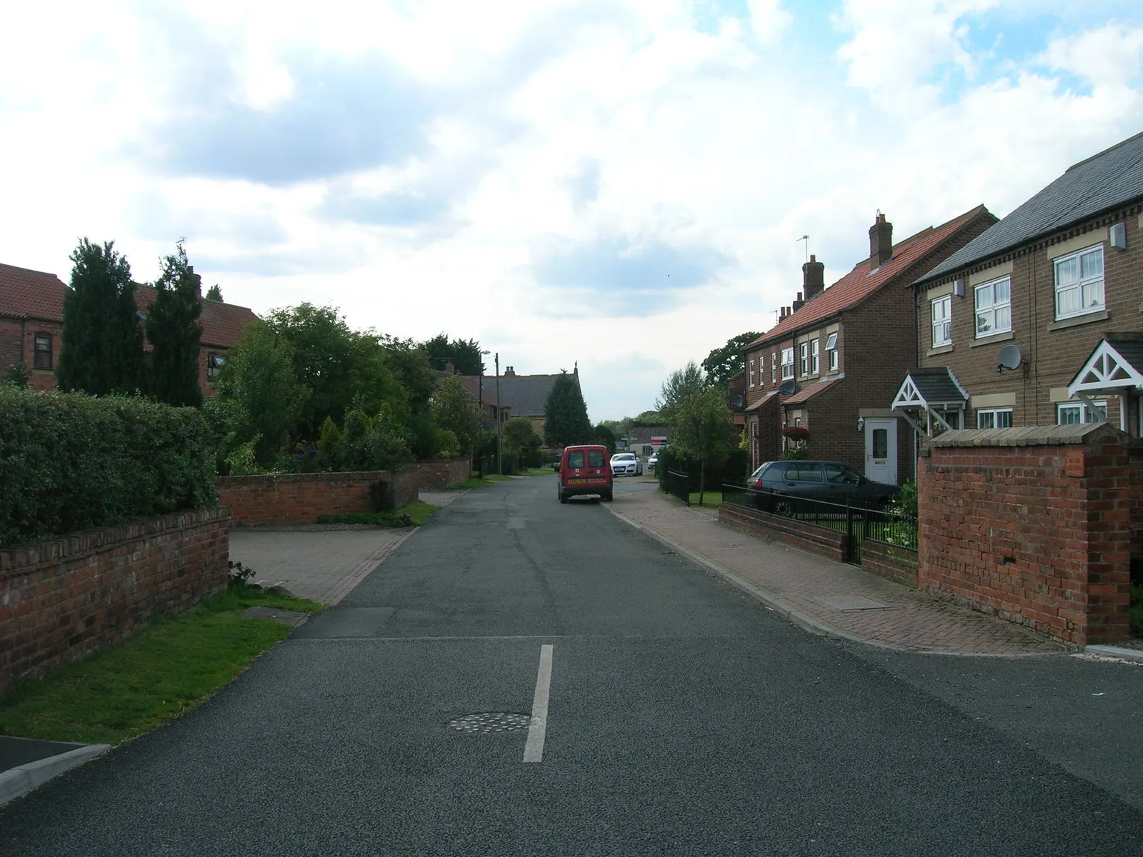 Photo showing: Main Street, Deighton