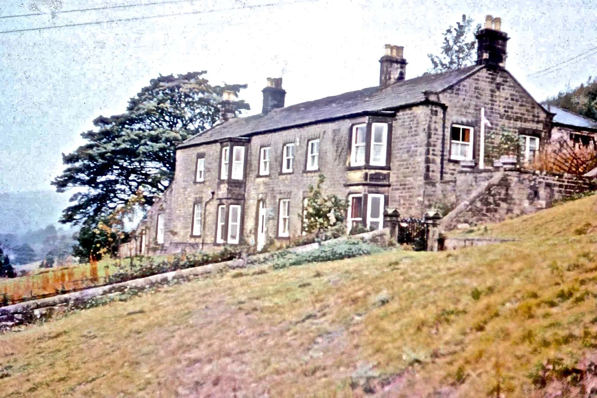 Photo showing: 18th century Longside House, Ramsgill was a YHA from 1967 to 1983