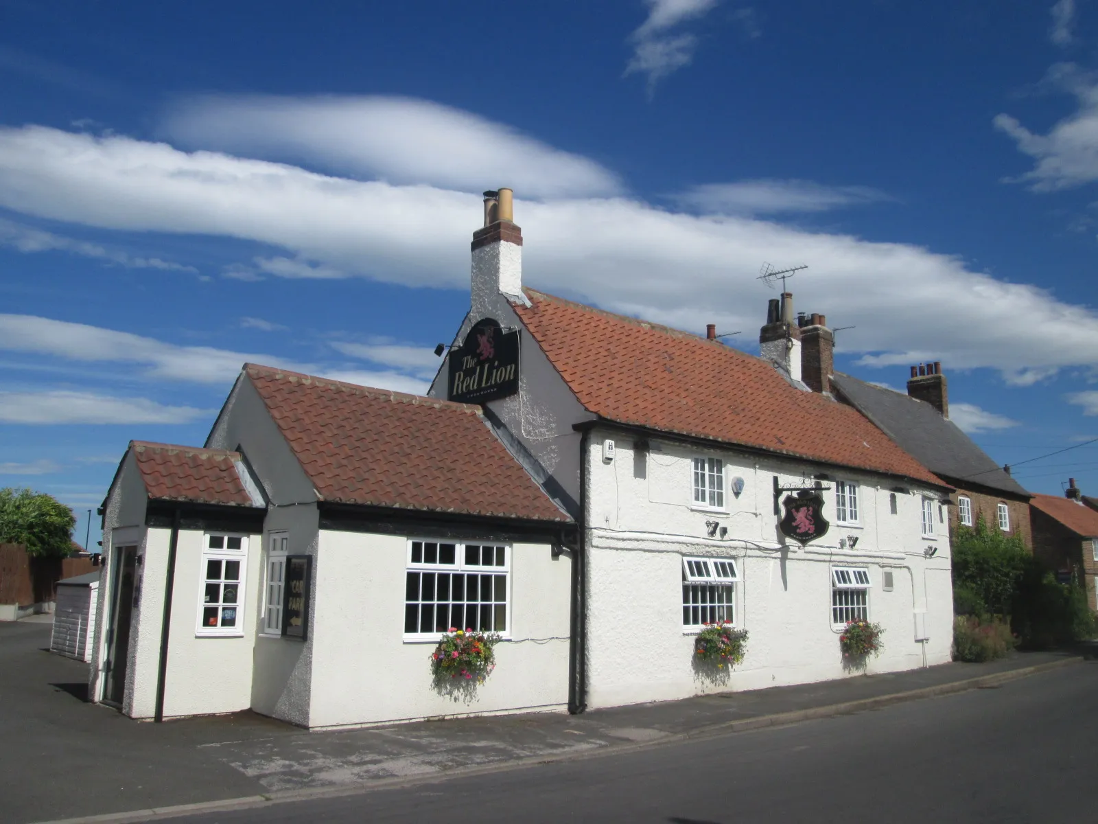 Photo showing: The Red Lion at Knapton