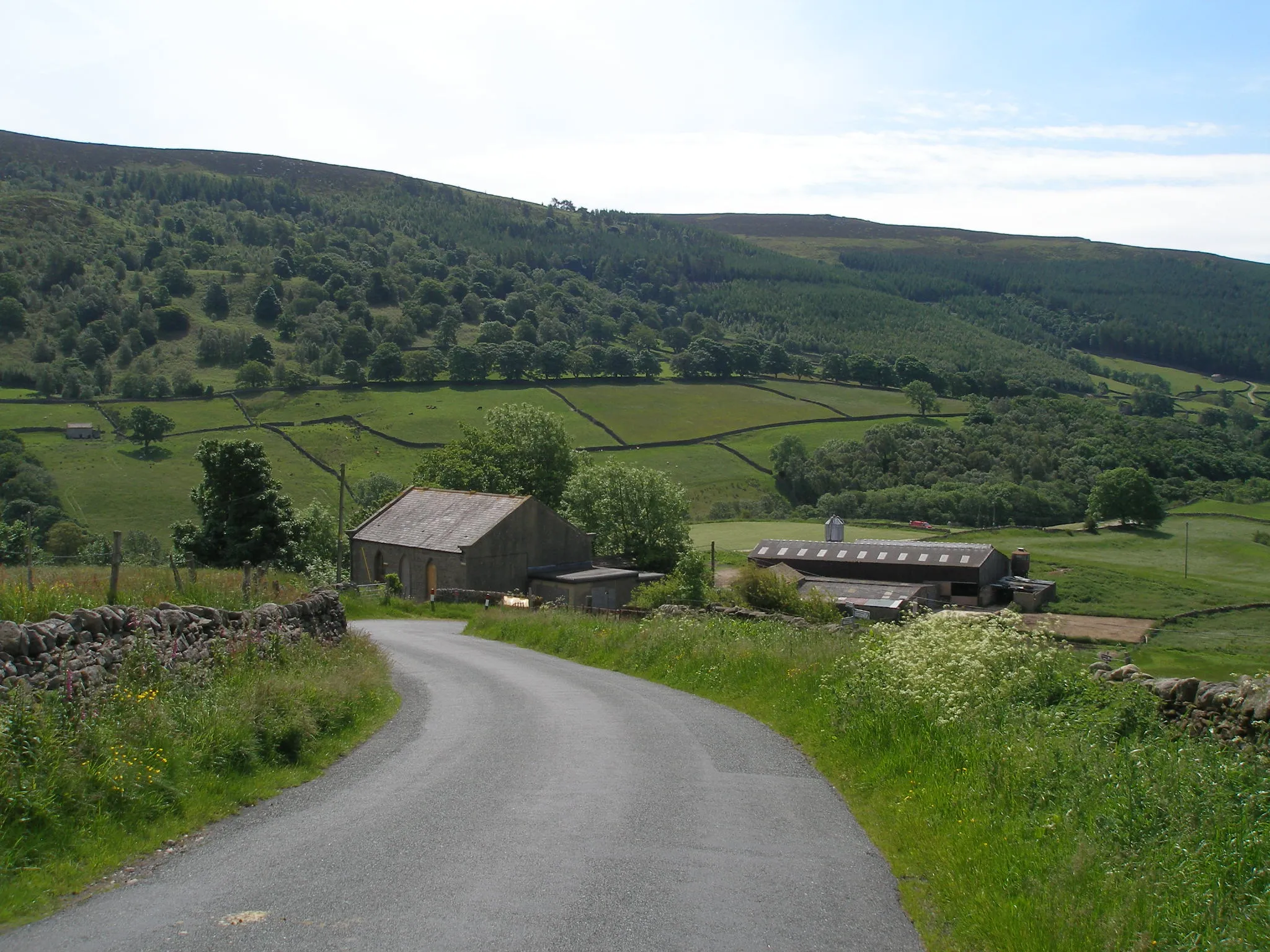 Photo showing: Foot of New Road, Skyreholme