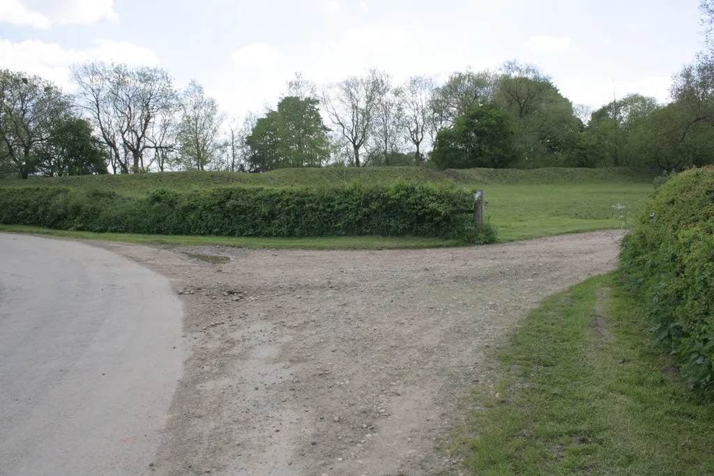 Photo showing: Bend in Brampton Lane