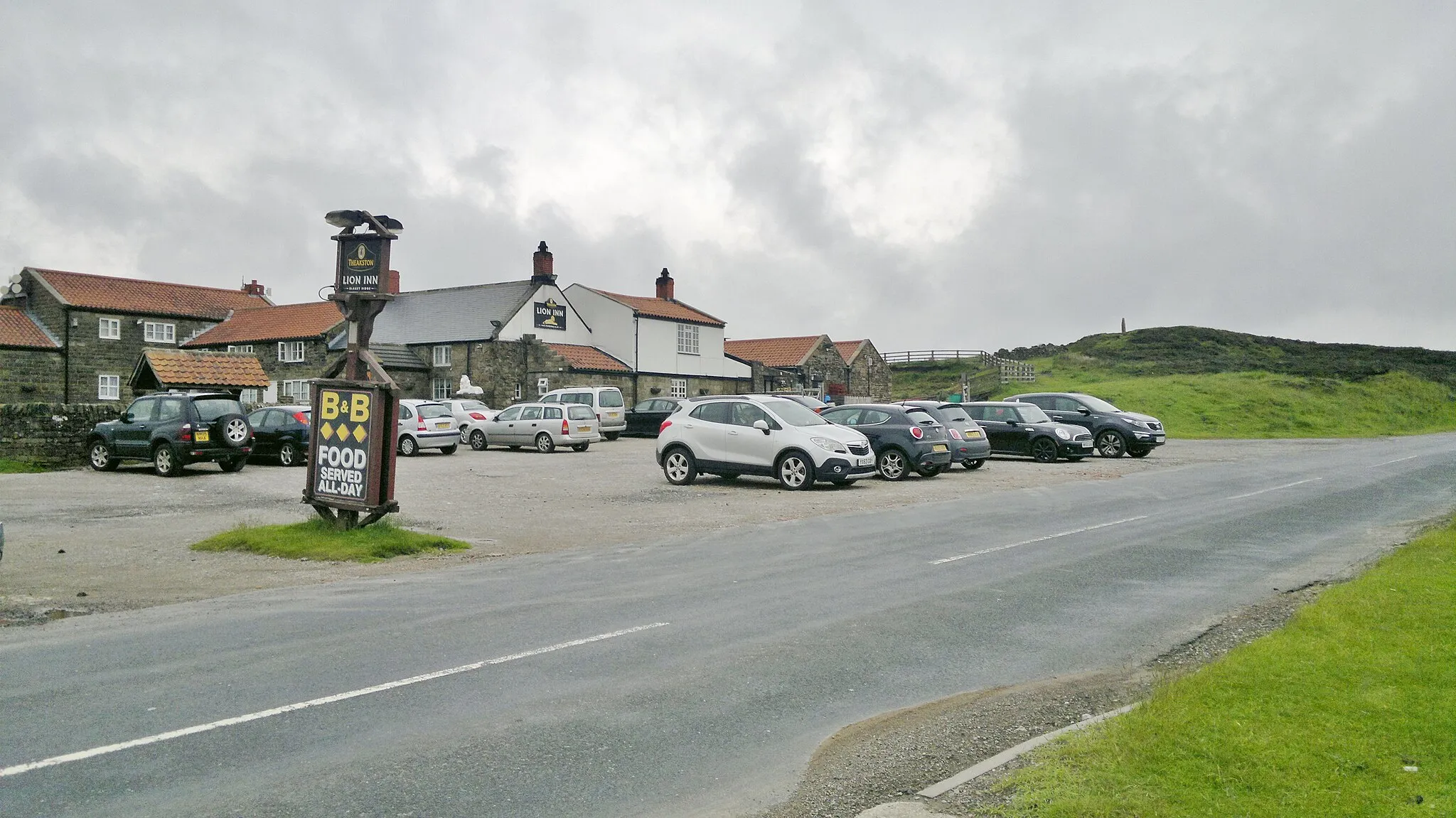 Photo showing: The Lion Inn