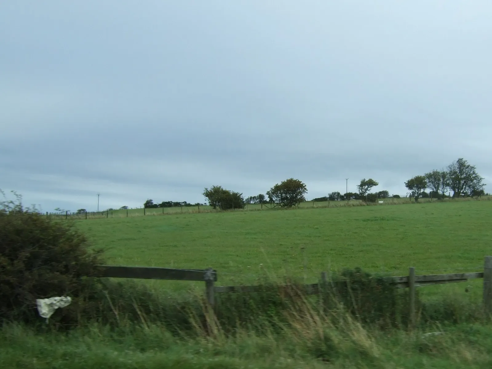 Photo showing: Farmland off the A171