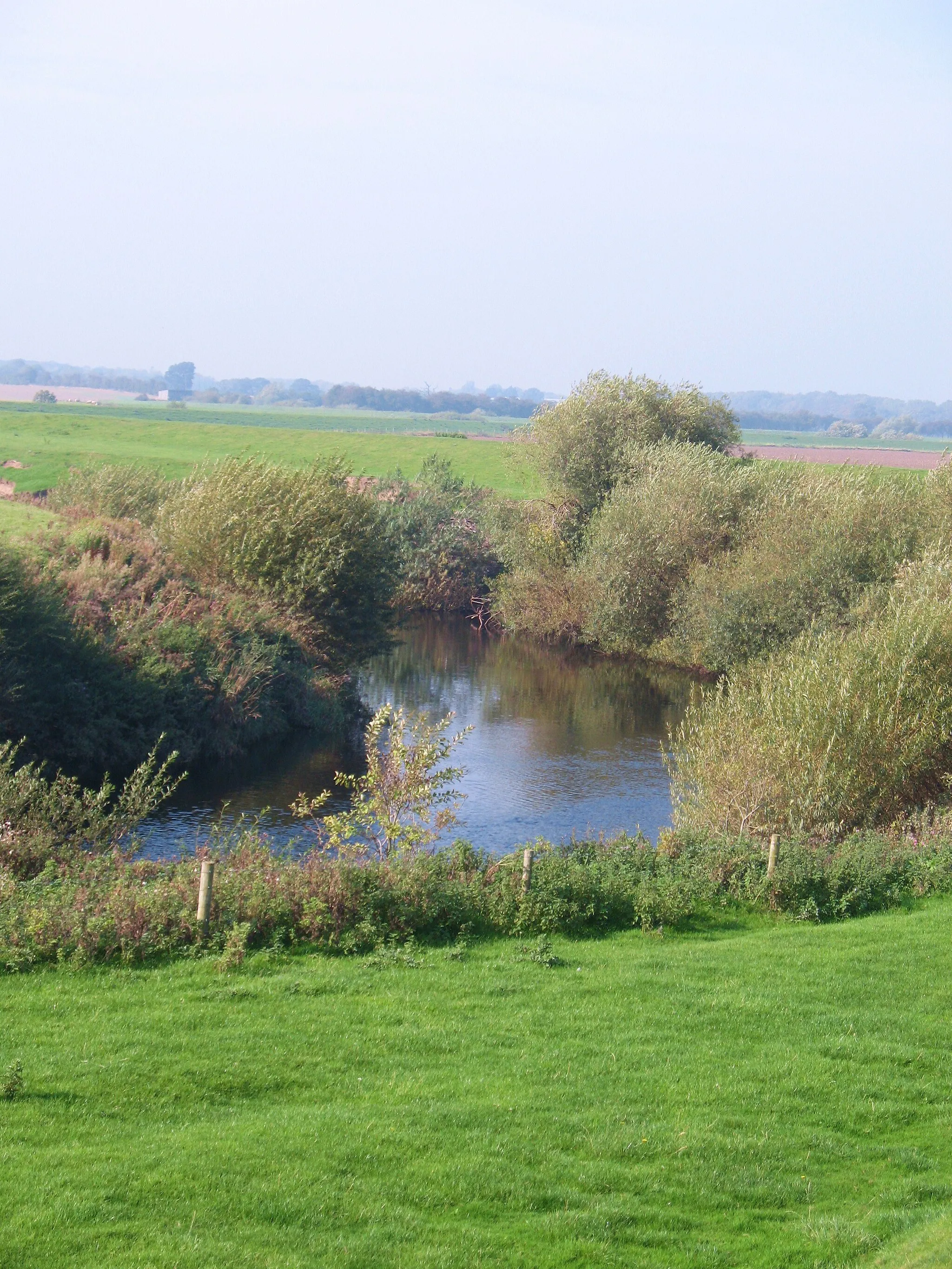 Photo showing: A bend in the Swale
