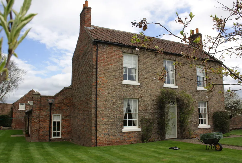 Photo showing: Avenue Farm, Boroughbridge Road