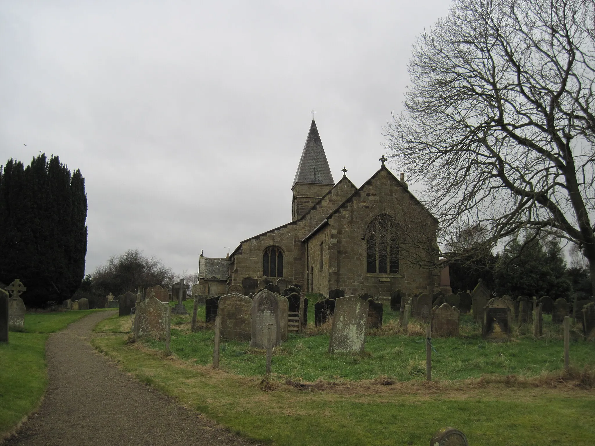 Photo showing: St  Michael  and  All  Angels'  Church