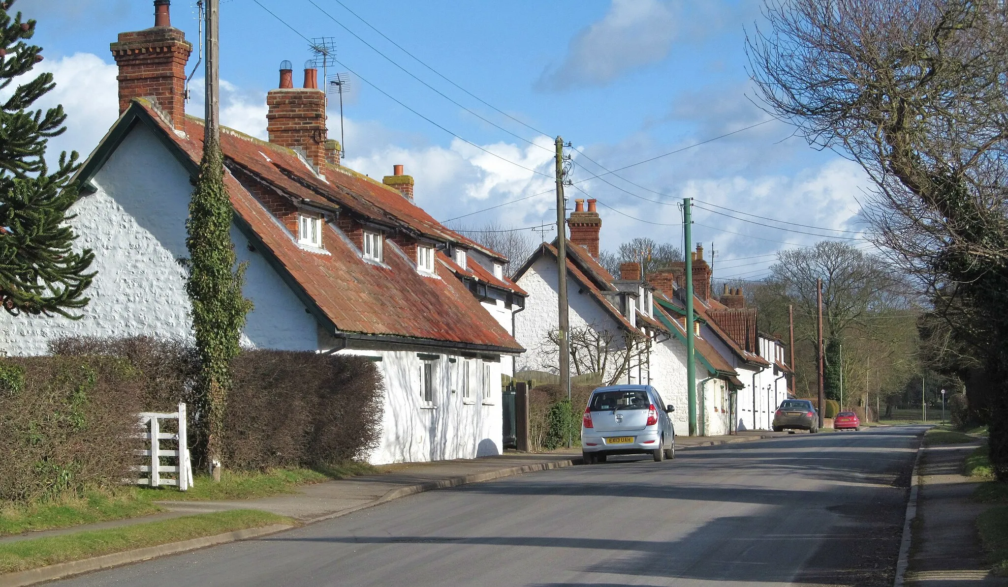 Photo showing: Village street, Wintringham