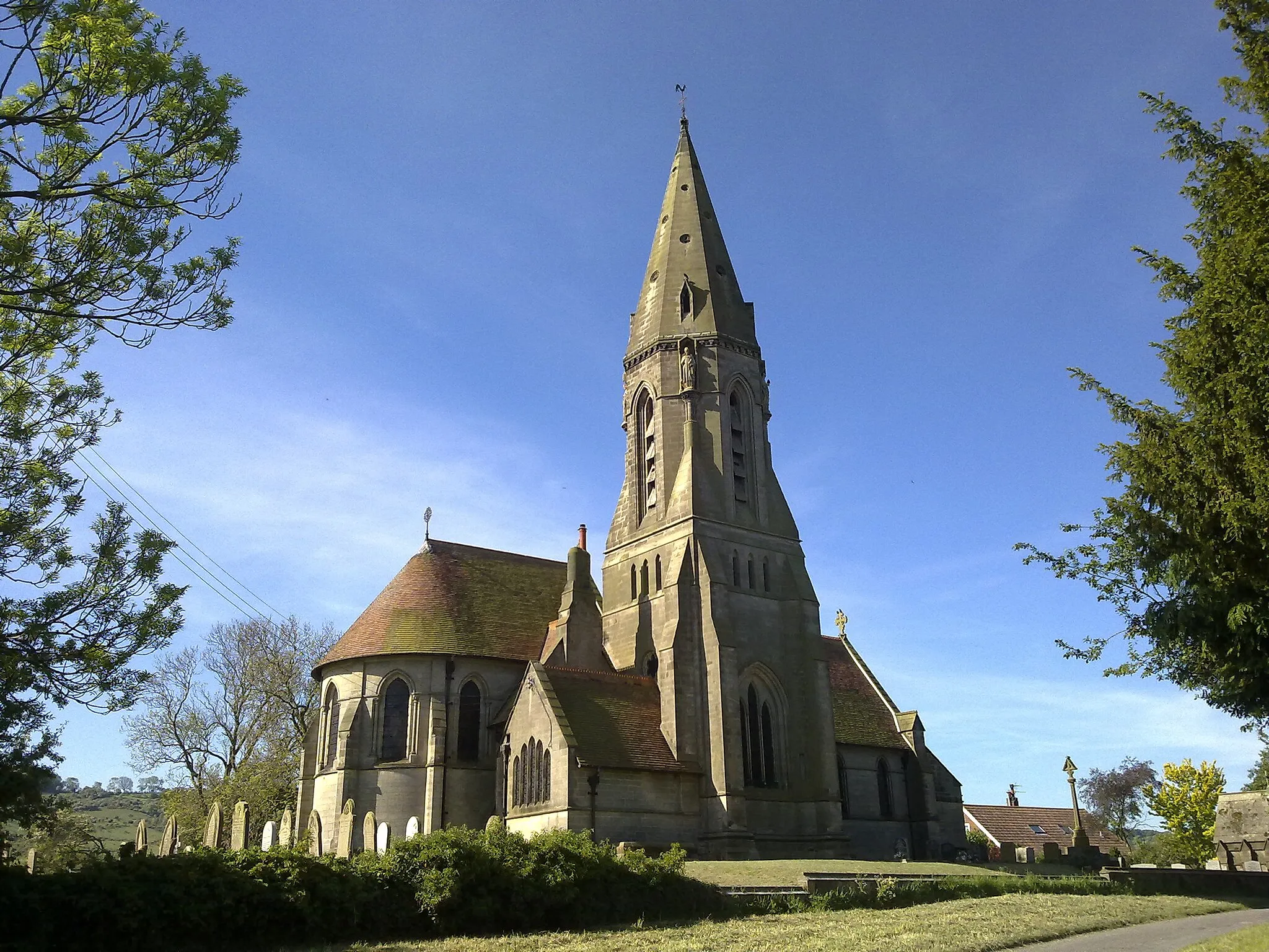 Photo showing: St Andrews Church, East Heslerton North Yorkshire, seen from the northeast