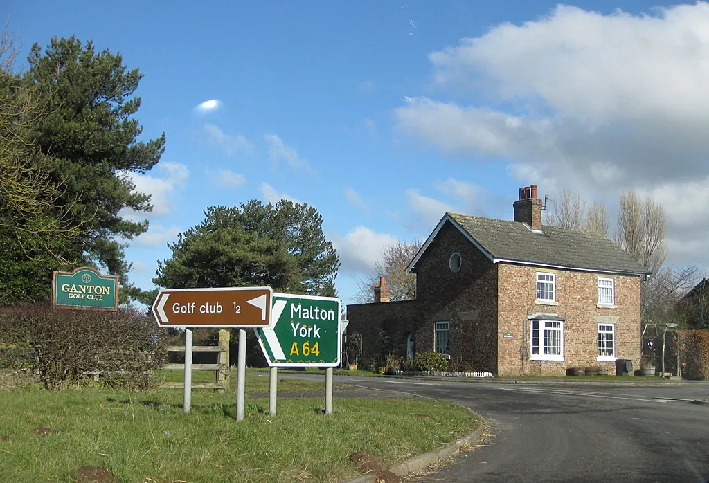 Photo showing: To Ganton Golf Club