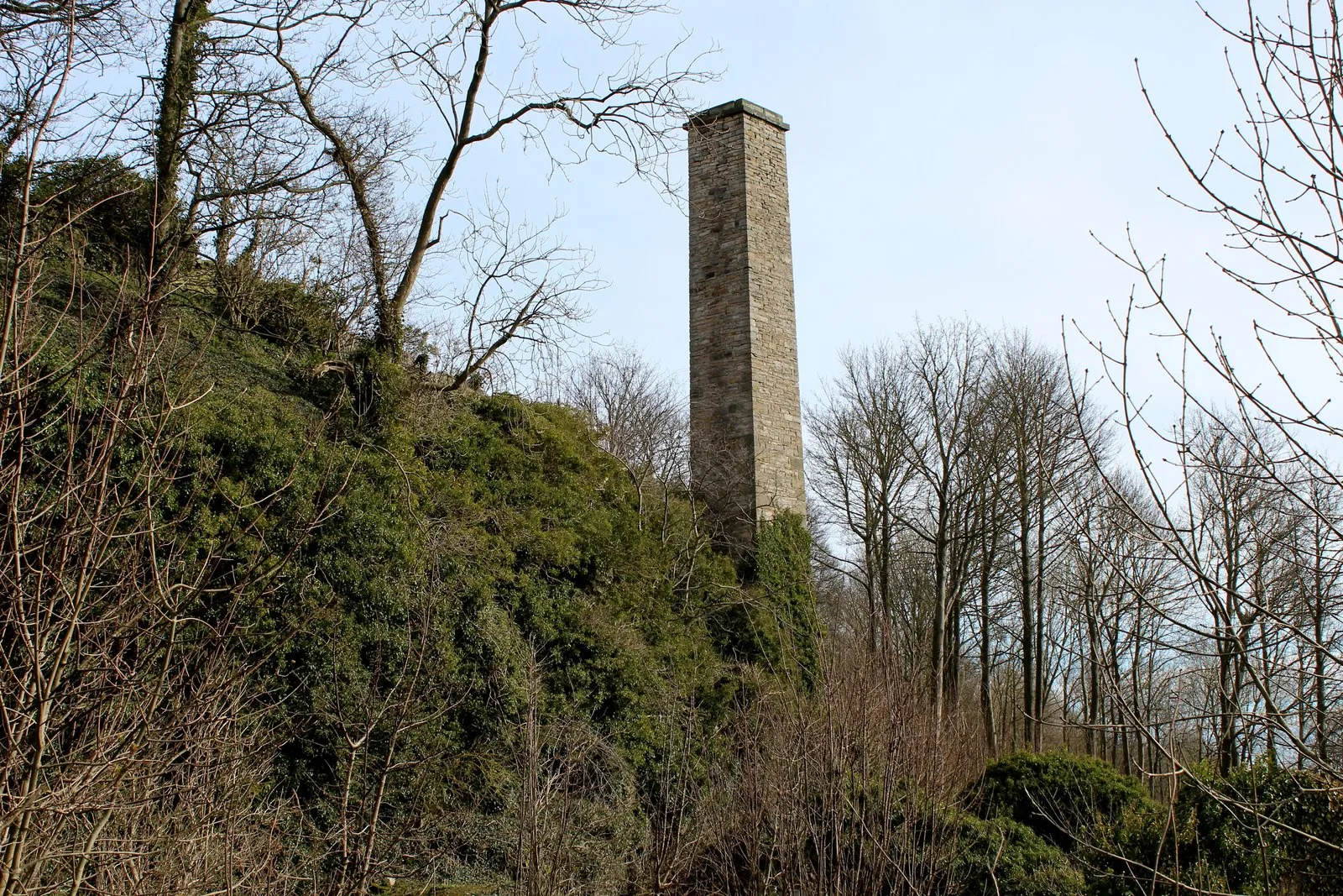 Photo showing: Chimney at Keld Heads Smelt Mill