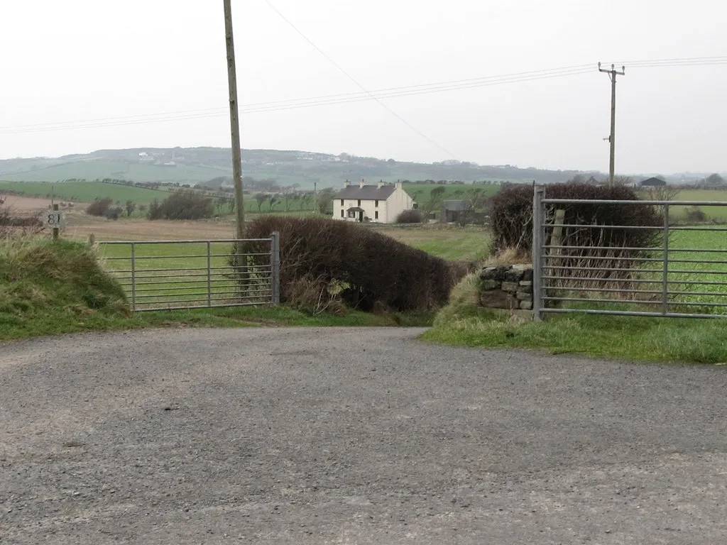 Photo showing: Farmhouse at Minerstown