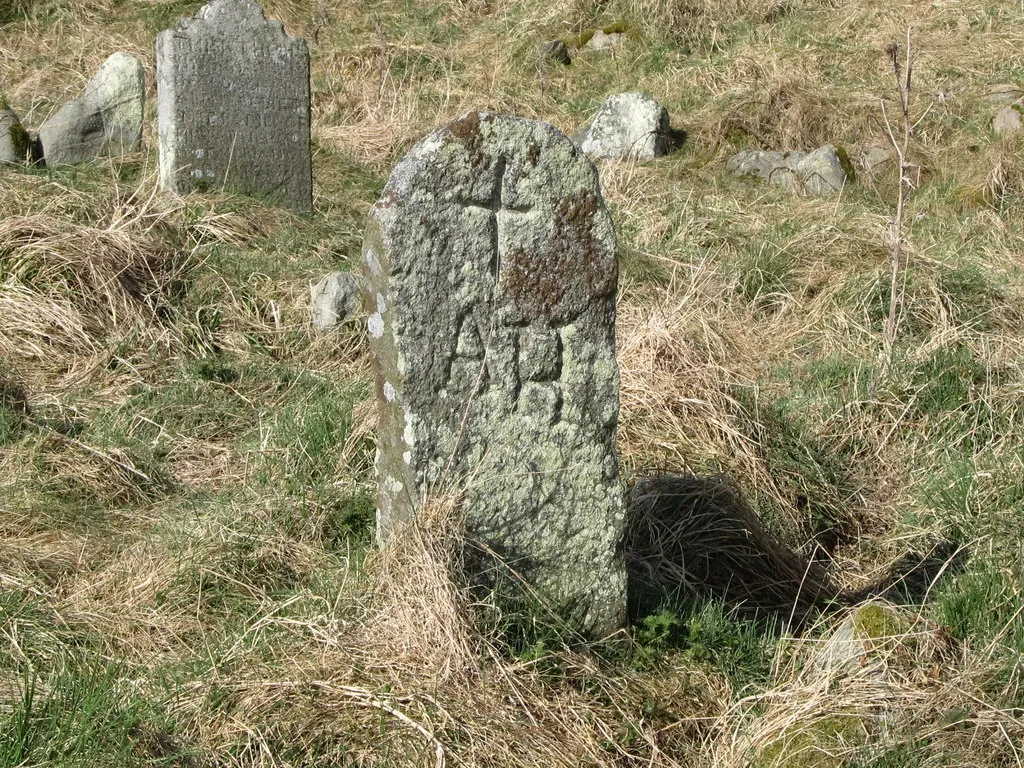 Photo showing: Simple gravestone at Ballymoney churchyard