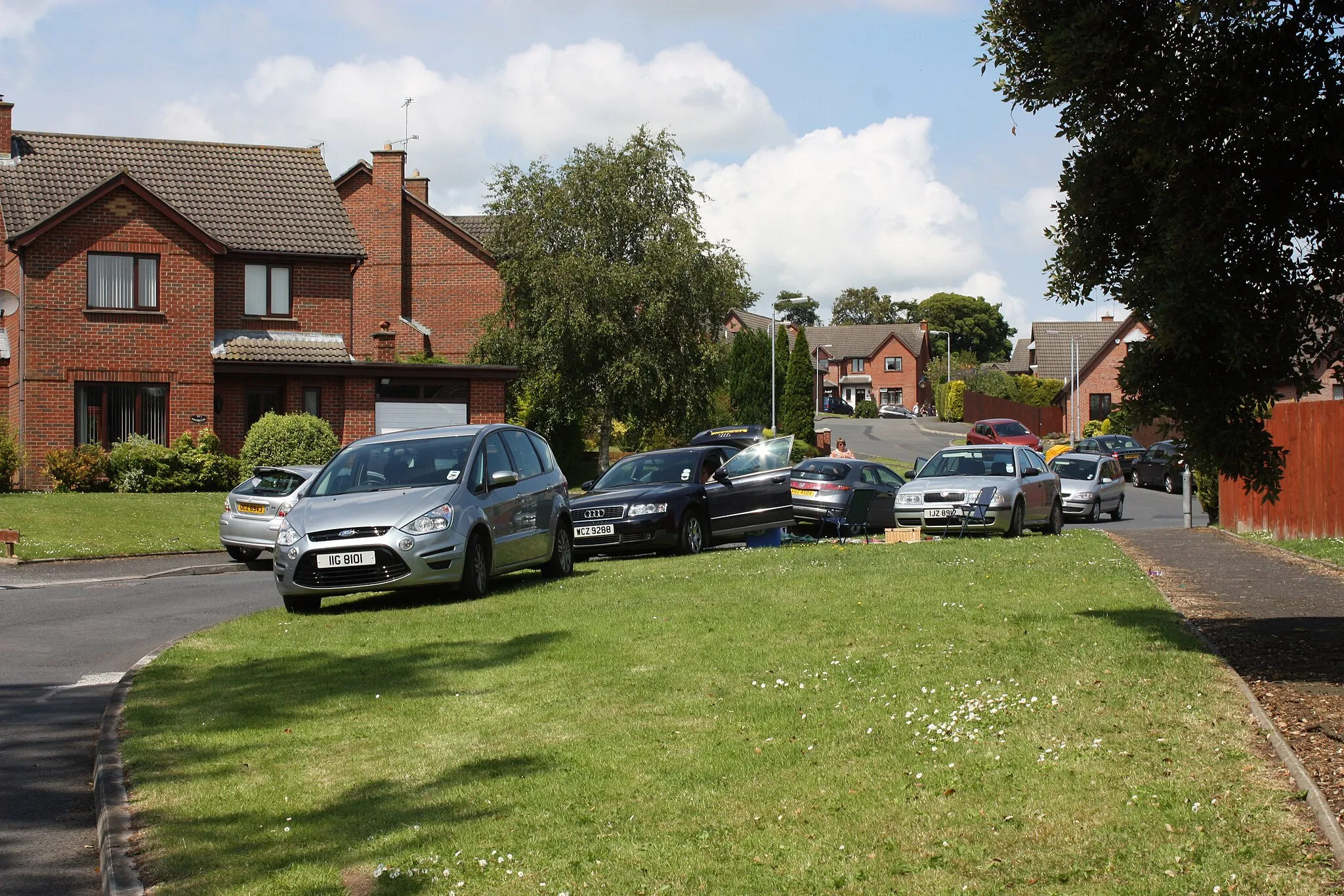 Photo showing: Ardarawood housing development, off the Ballygowan Road, Comber, County Down, Northern Ireland, July 2011