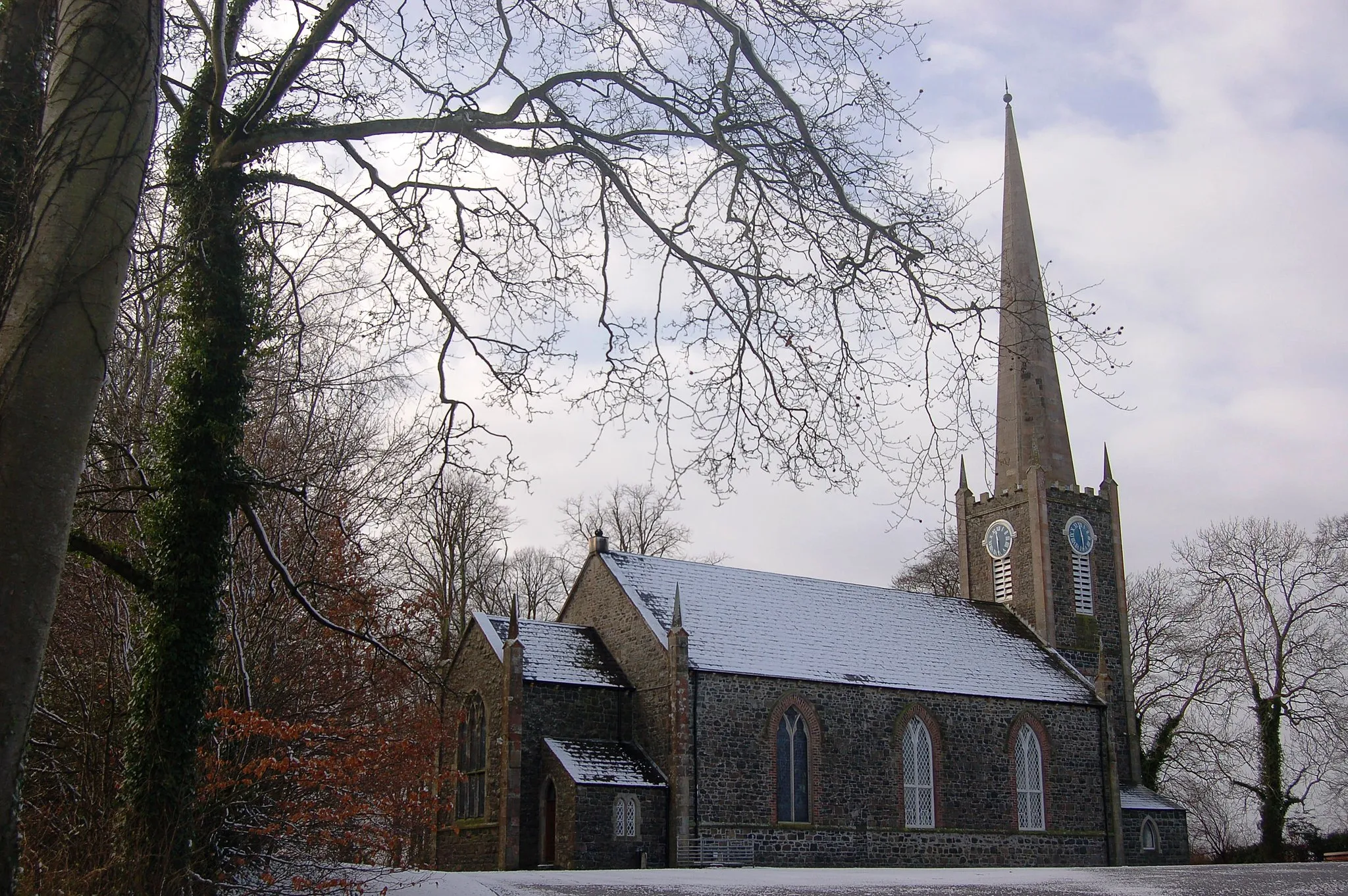 Photo showing: Ballinderry Parish Church, Upper Ballinderry, Co. Antrim. Northern Ireland