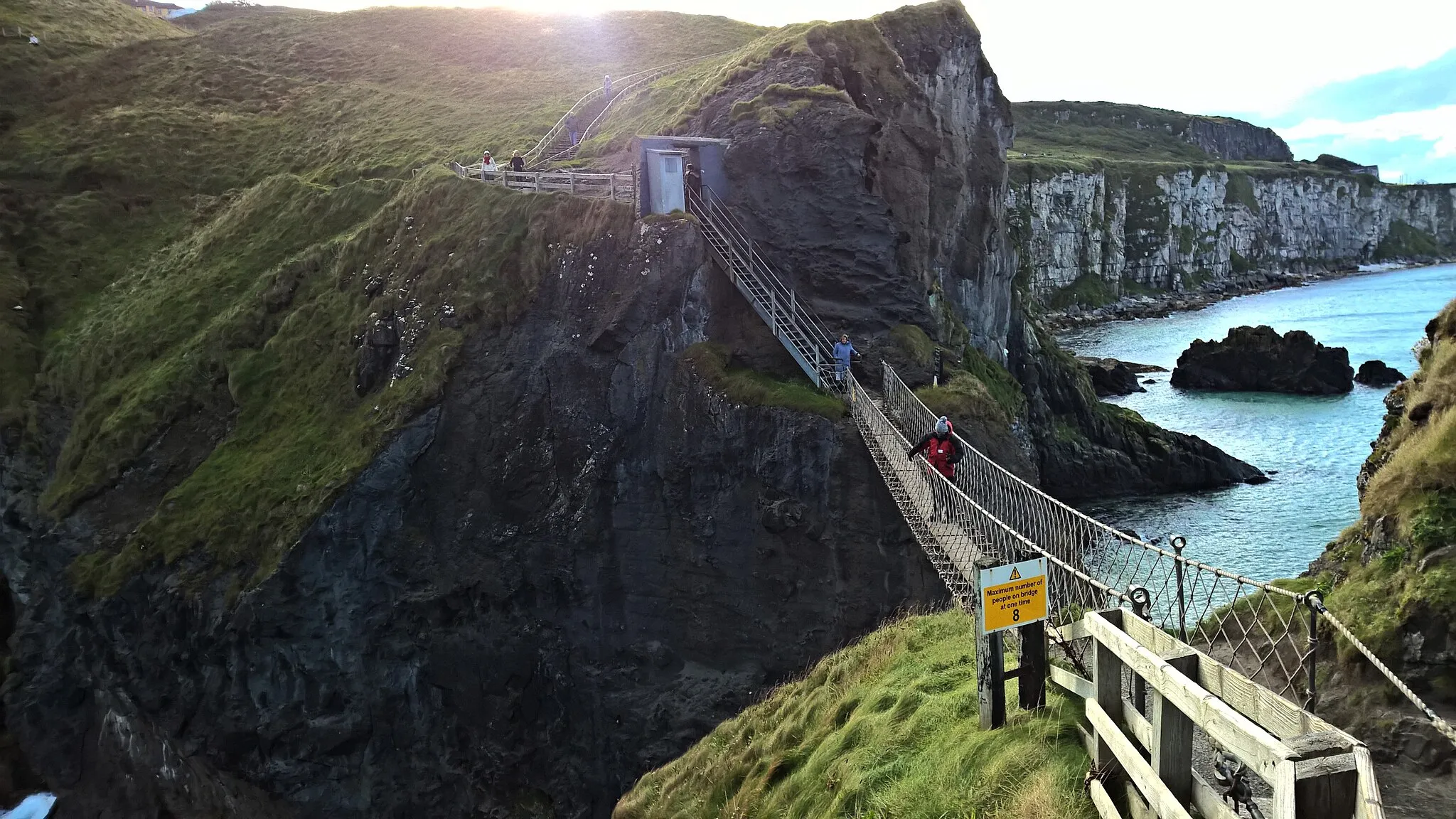 Photo showing: Carrick-a-rede Rope Bridge