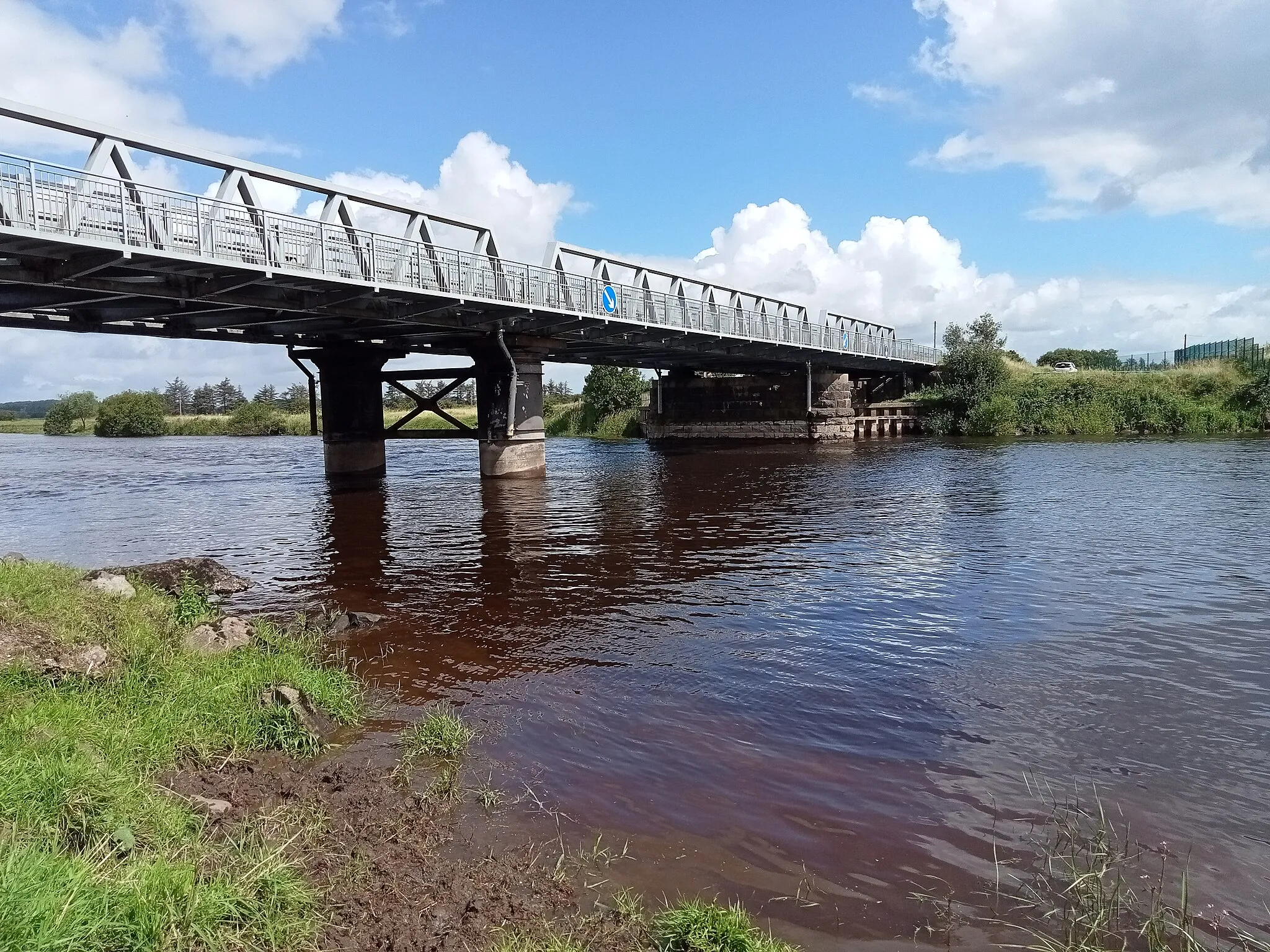 Photo showing: Agivey Bann Bridge over the River Lower Bann