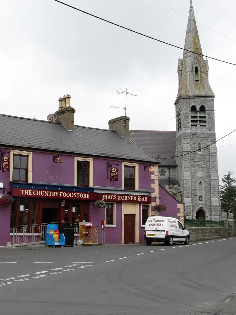 Photo showing: Shop, Bar and Church on the cross roads at Leitrim