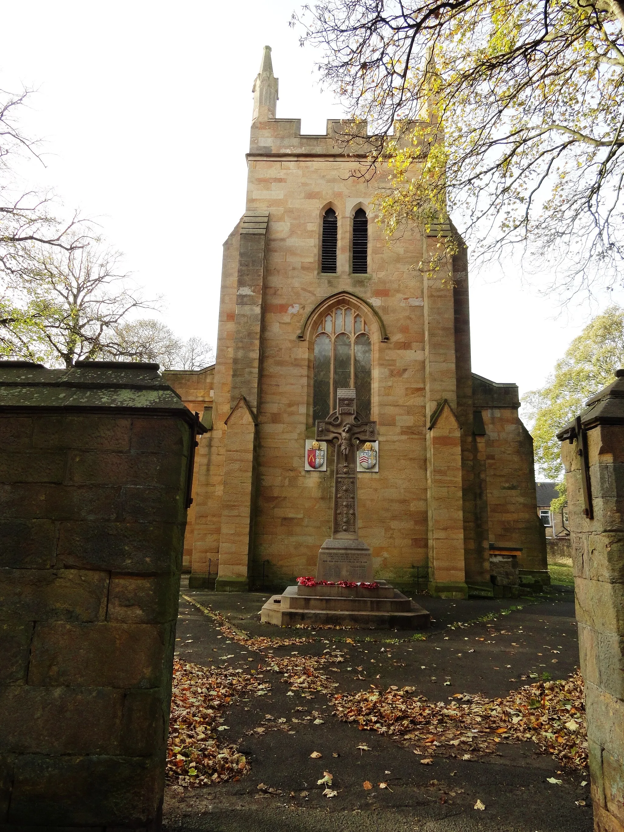 Photo showing: The tower of St Paul's Church