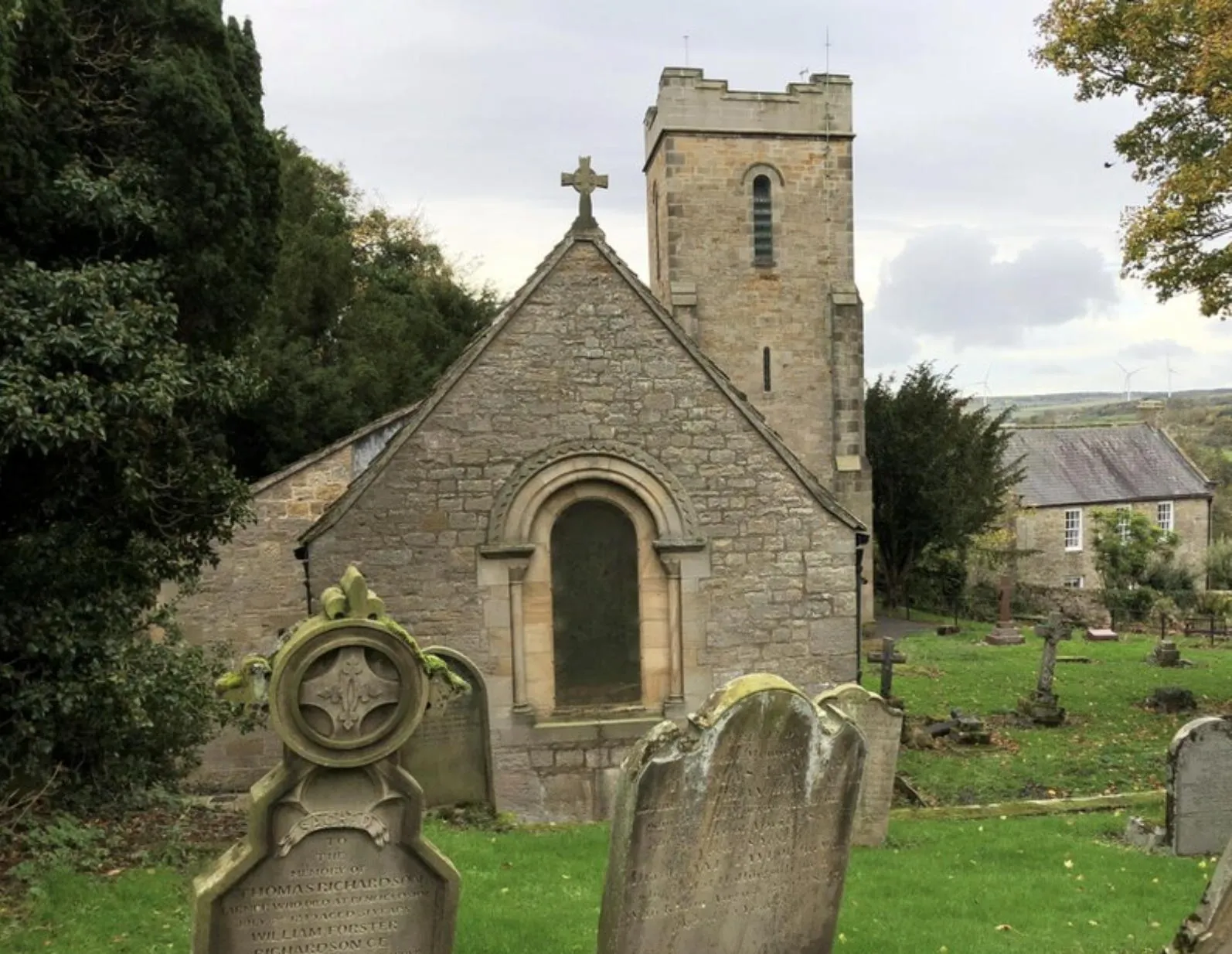 Photo showing: east end and south aisle