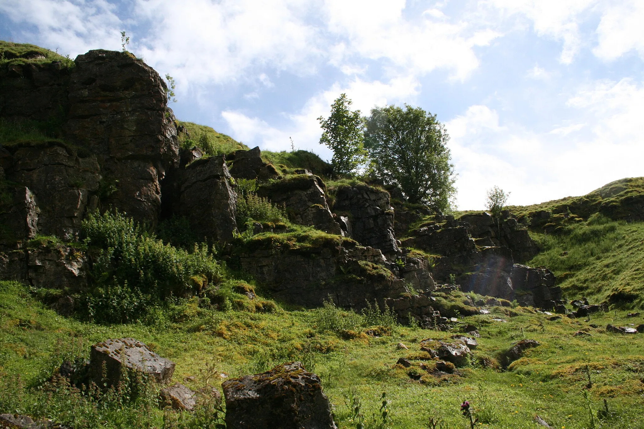 Photo showing: old mining landscape in small valley