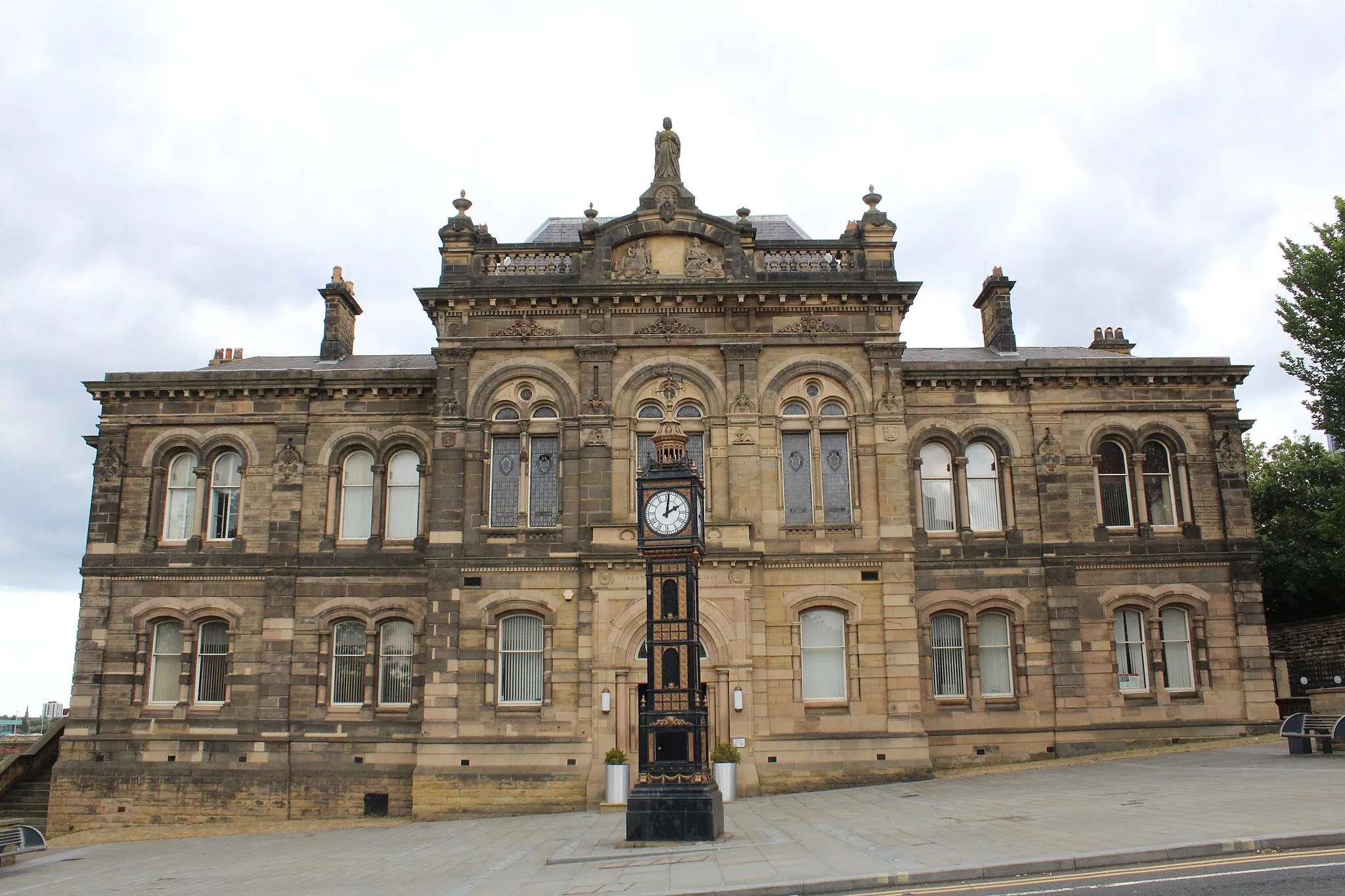 Photo showing: Ancien hôtel de ville de Gateshead.