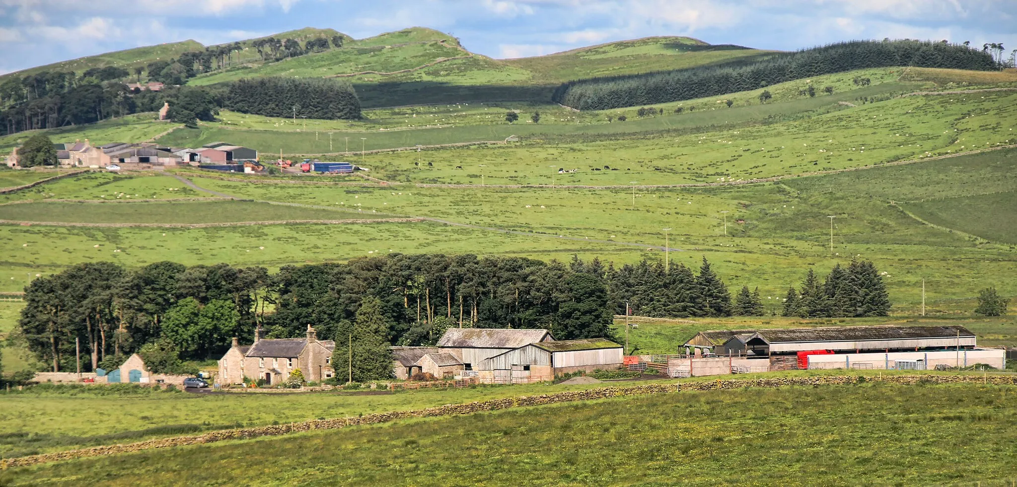 Photo showing: Cawfields