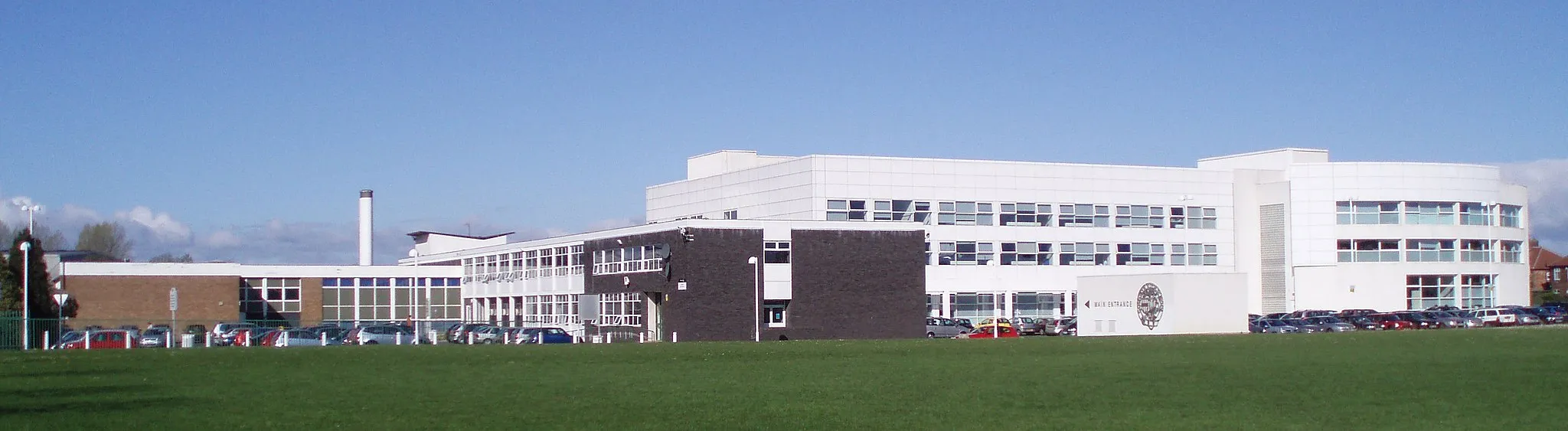 Photo showing: A Photograph of Gosforth High School's buildings. Gosforth High School, Newcastle Upon Tyne, England, UK