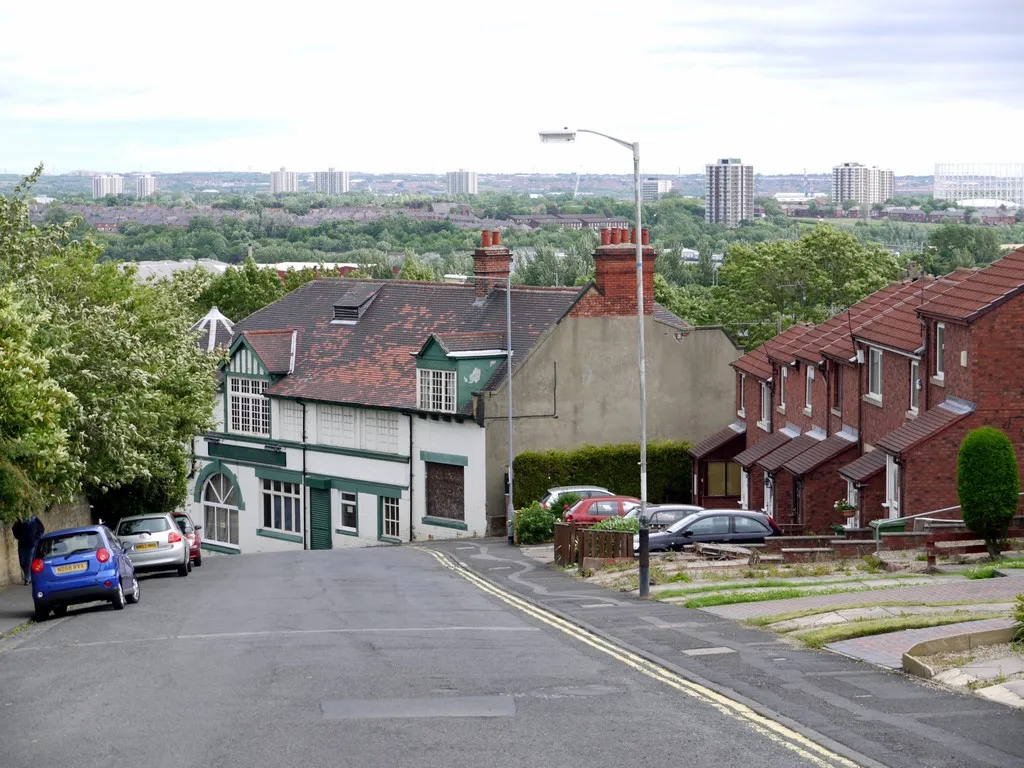 Photo showing: View from St John's Lane in Felling, Gateshead