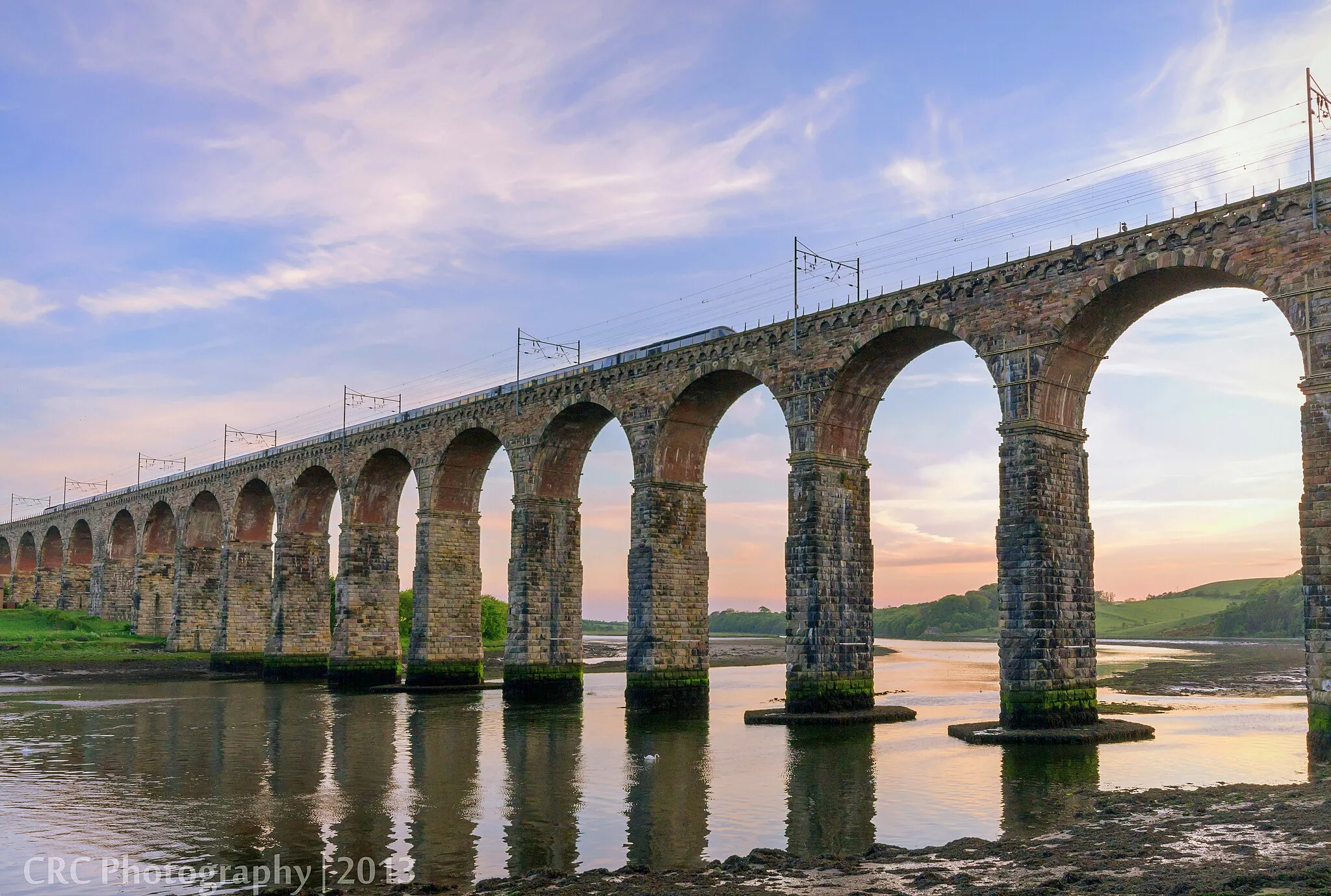 Photo showing: The famous old bridge in my home town of Berwick upon Tweed, taken just as the sun was setting.